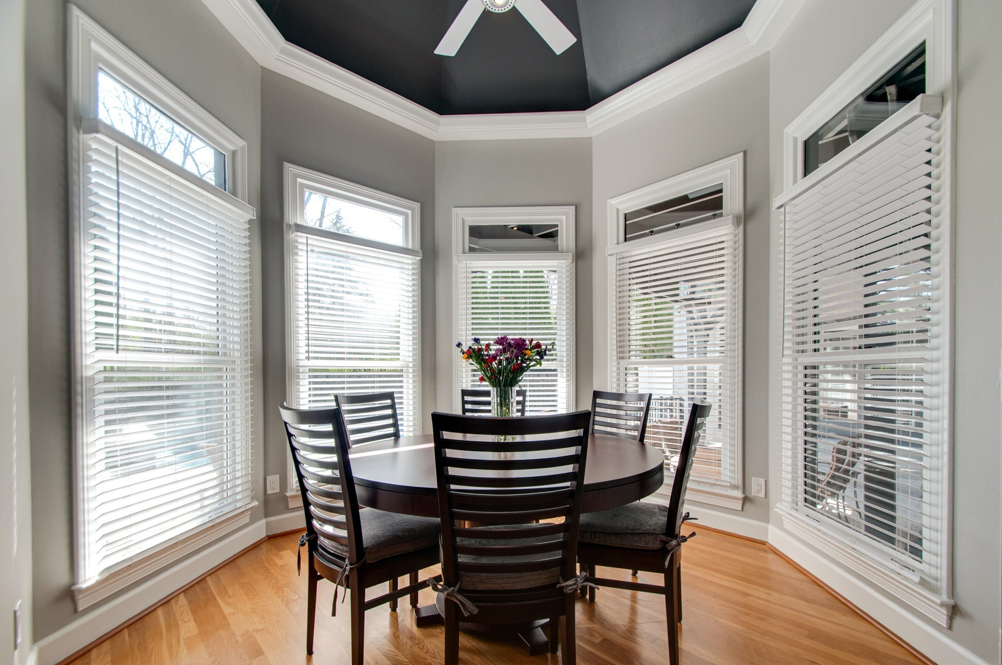 813 Shadowstone Pl