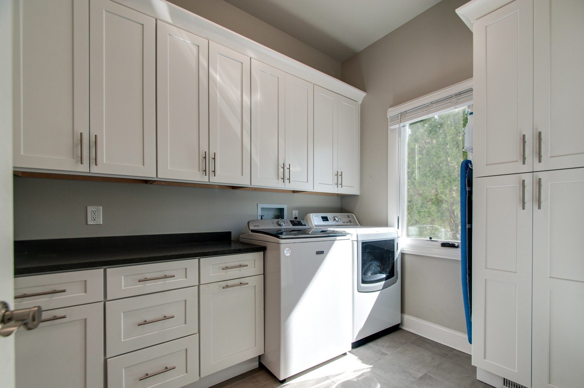 813 Shadowstone Pl