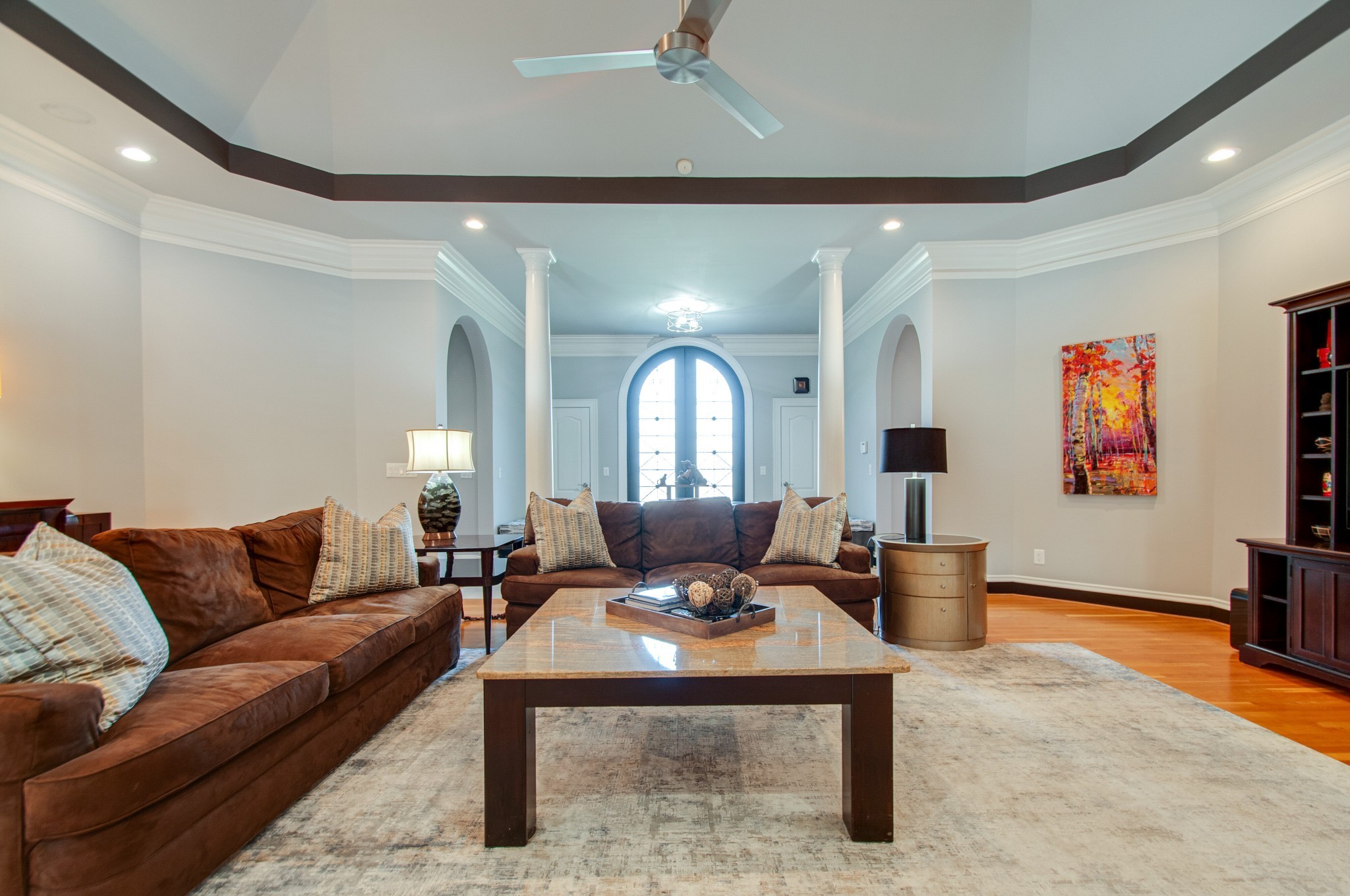 813 Shadowstone Pl
