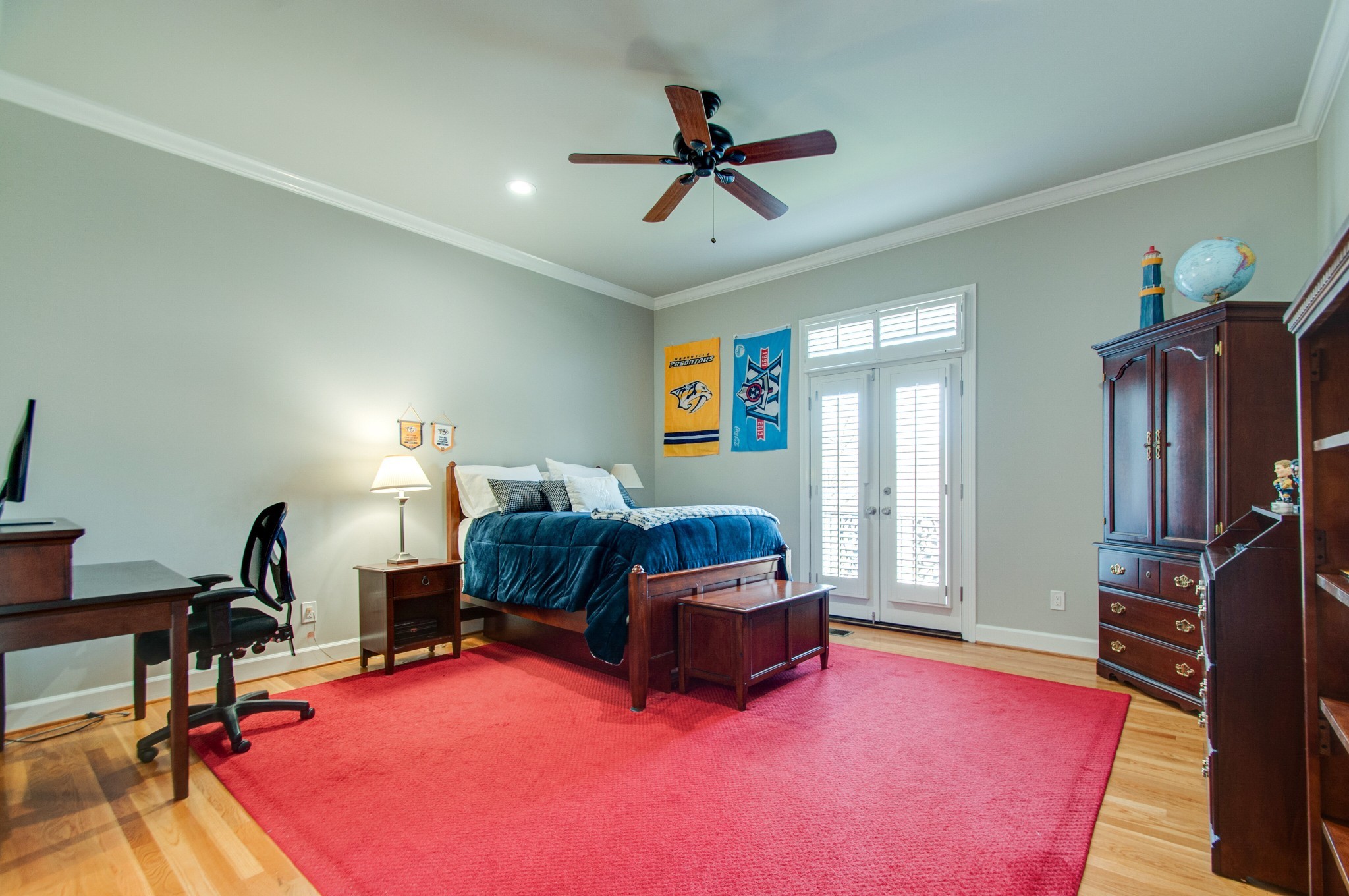 813 Shadowstone Pl