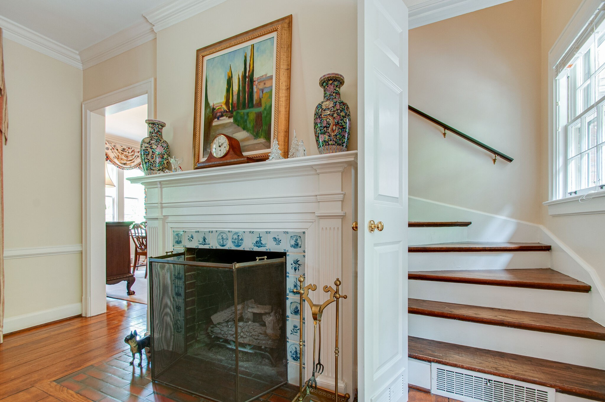 213 Haverford Ave