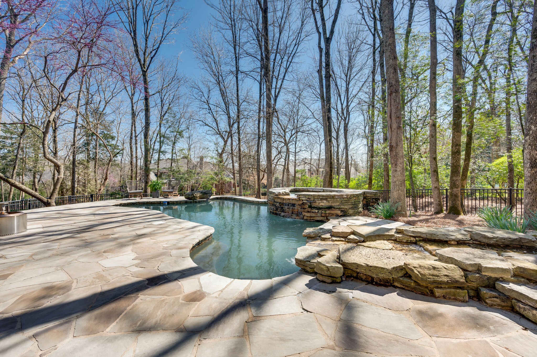 1615 Edgewater Ct