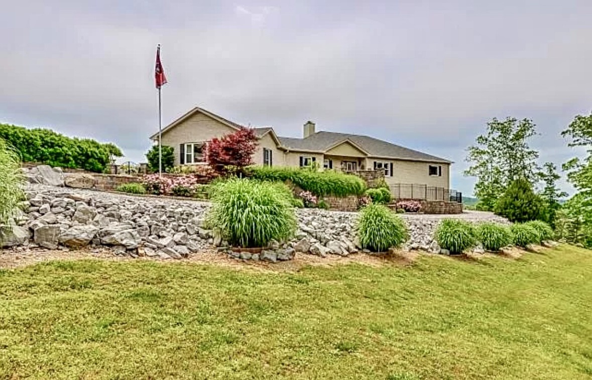 308 Feather Ridge Rd