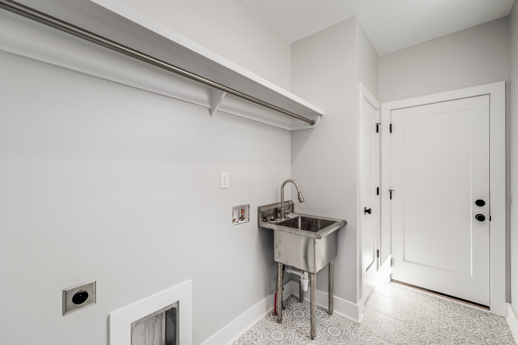 6351A Alamo Pl