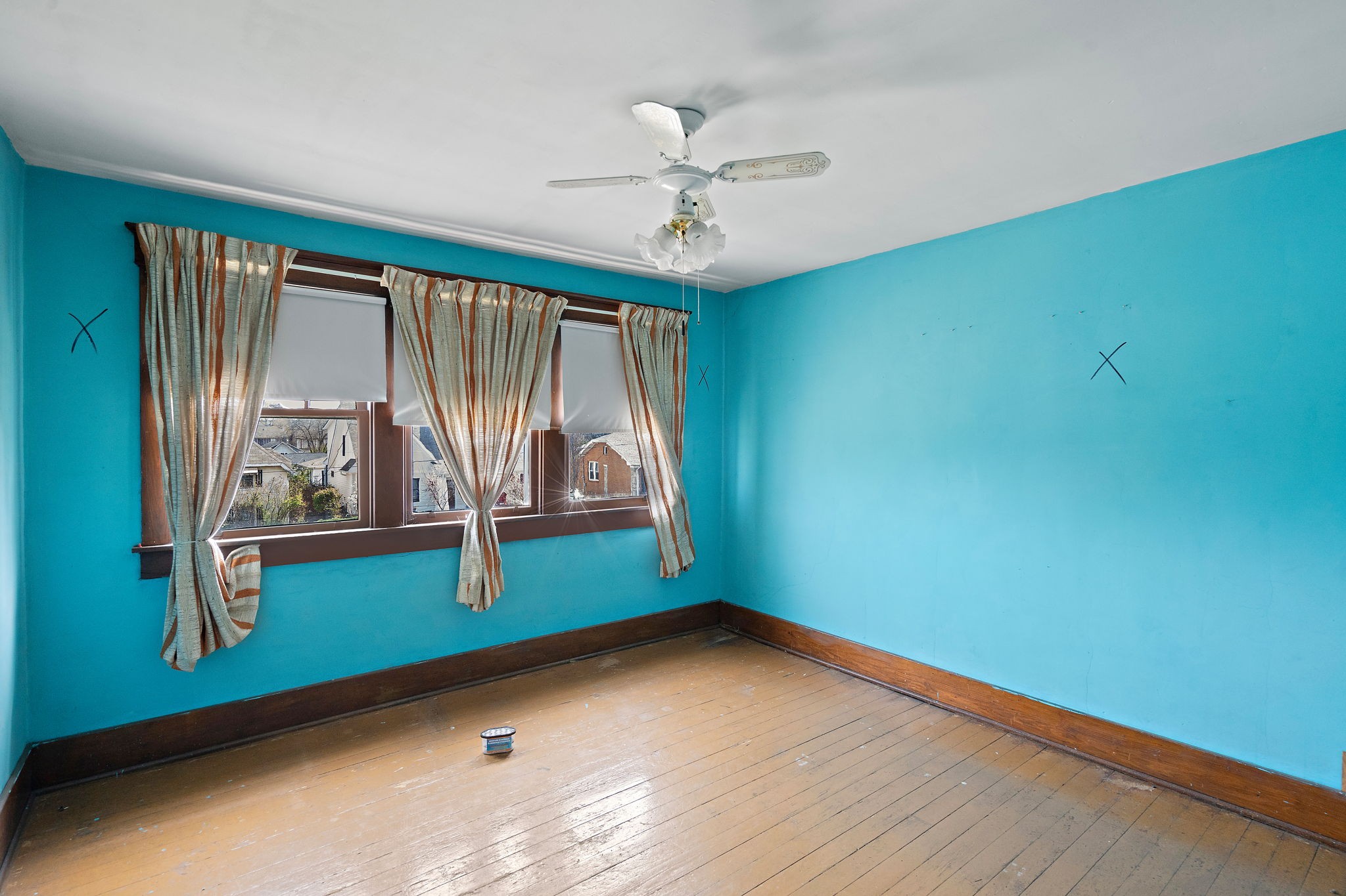 1701 Villa Pl