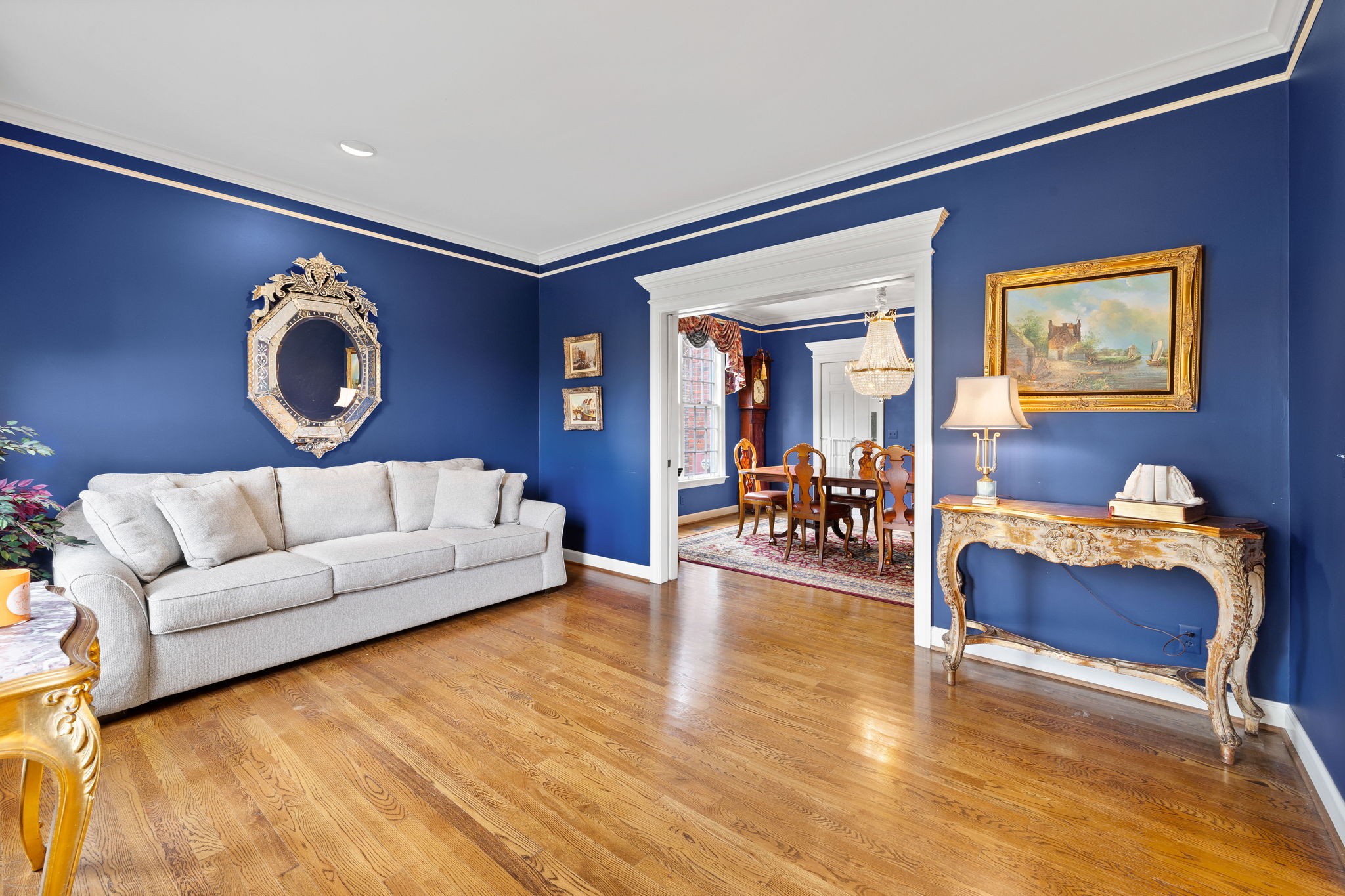 18 Lexington Grn