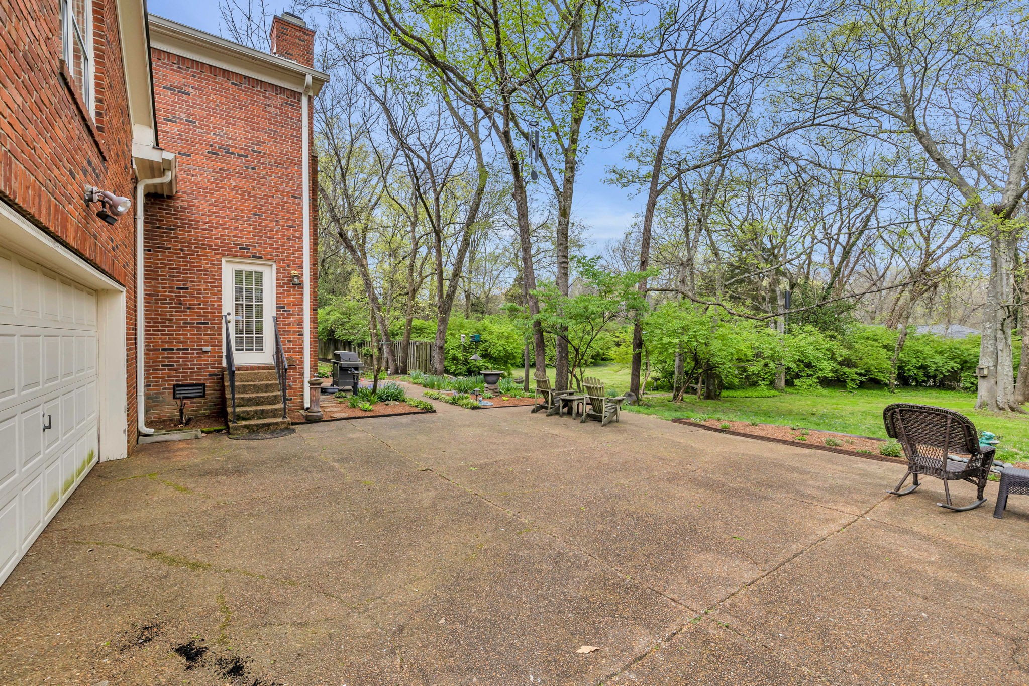18 Lexington Grn