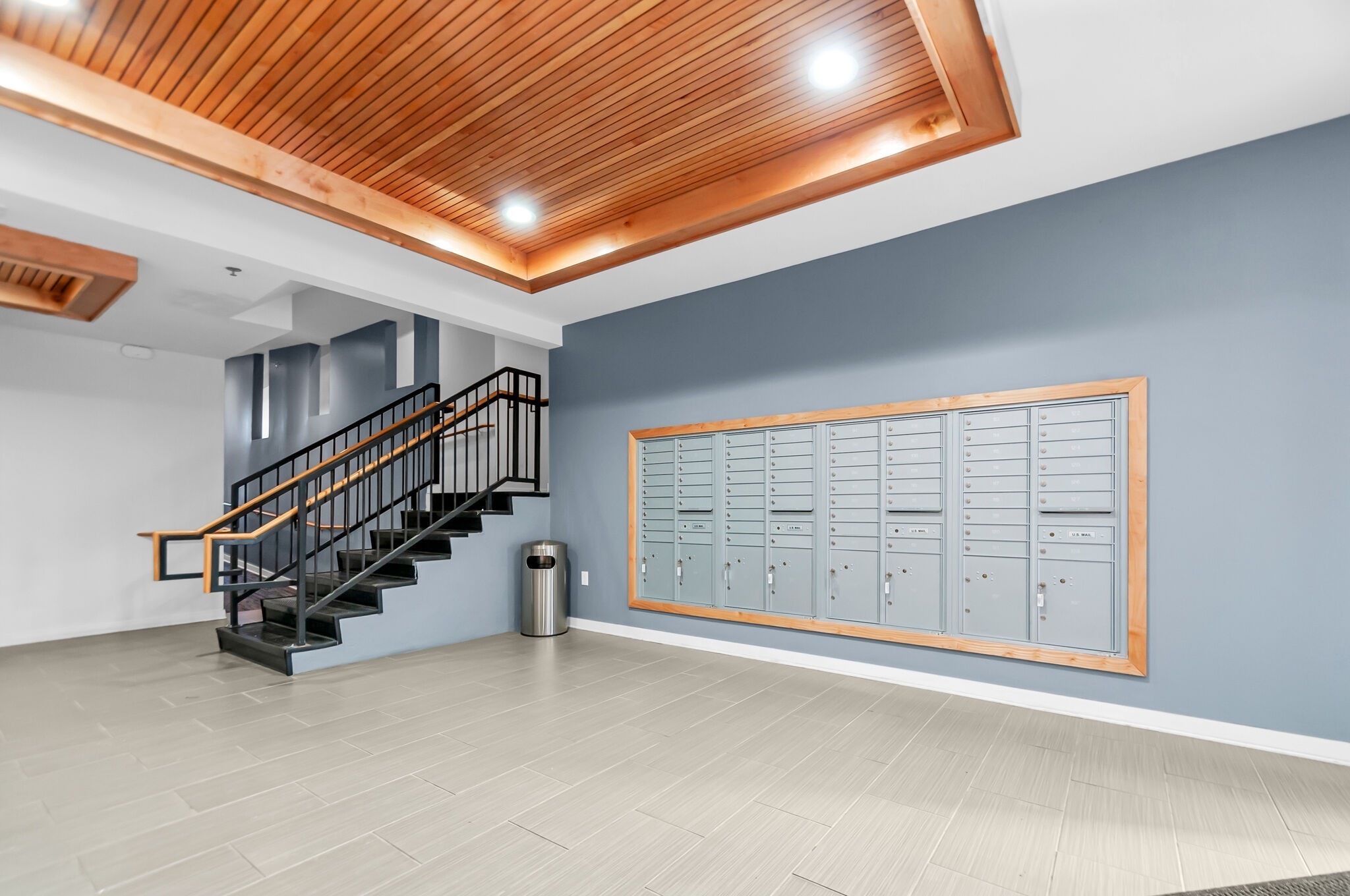 1122 Litton Ave Unit: 208
