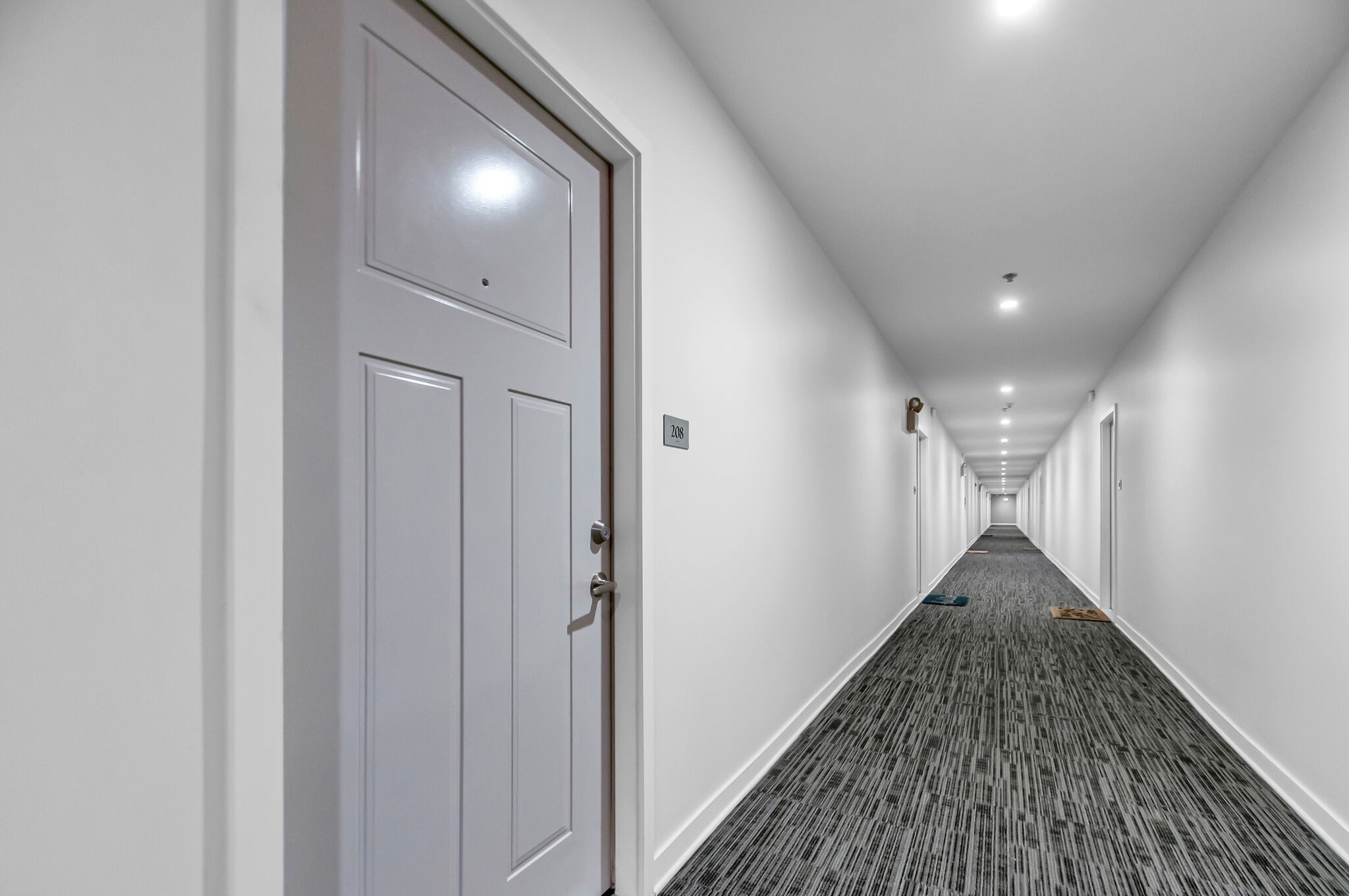 1122 Litton Ave Unit: 208