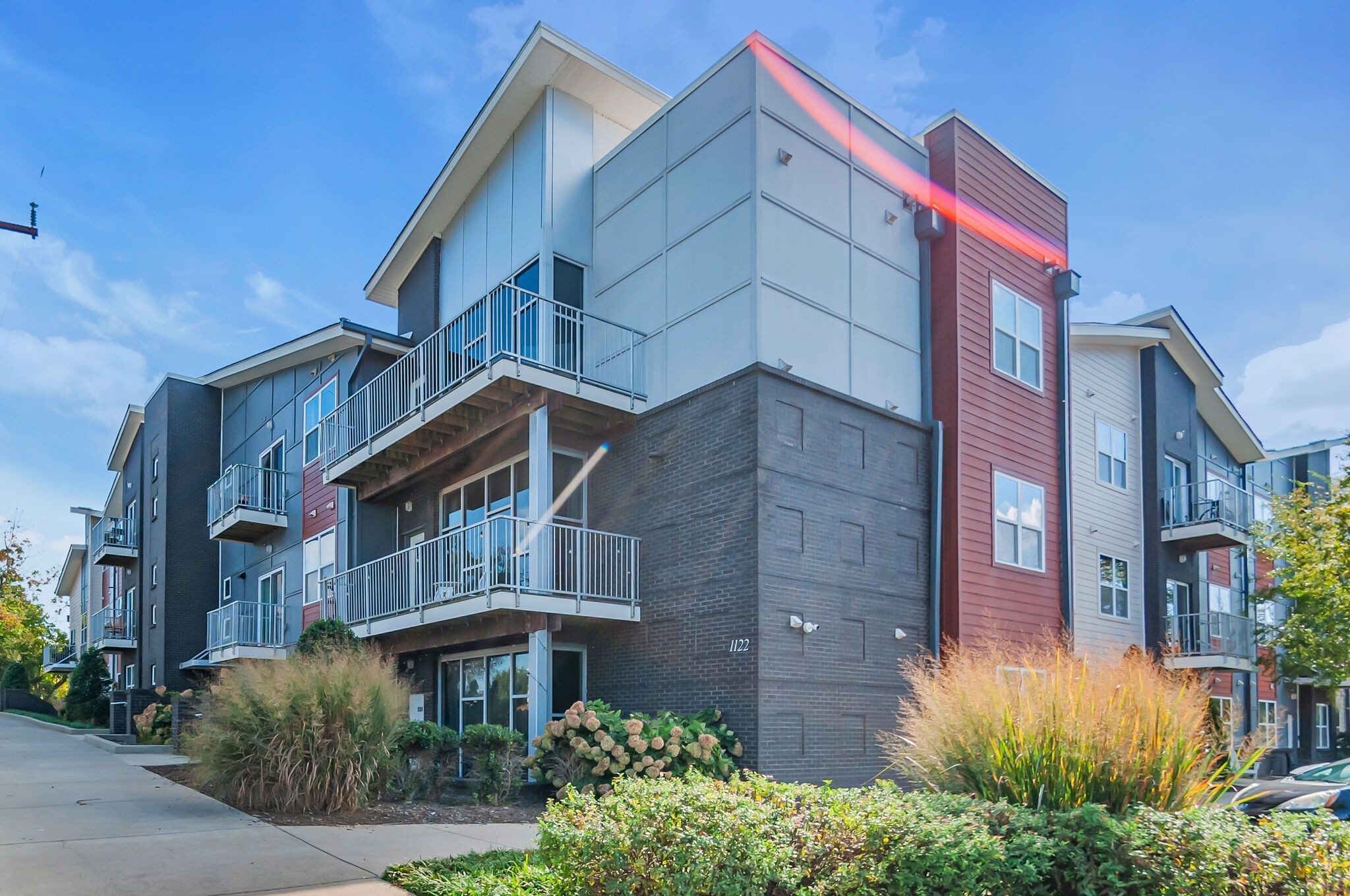 1122 Litton Ave Unit: 208