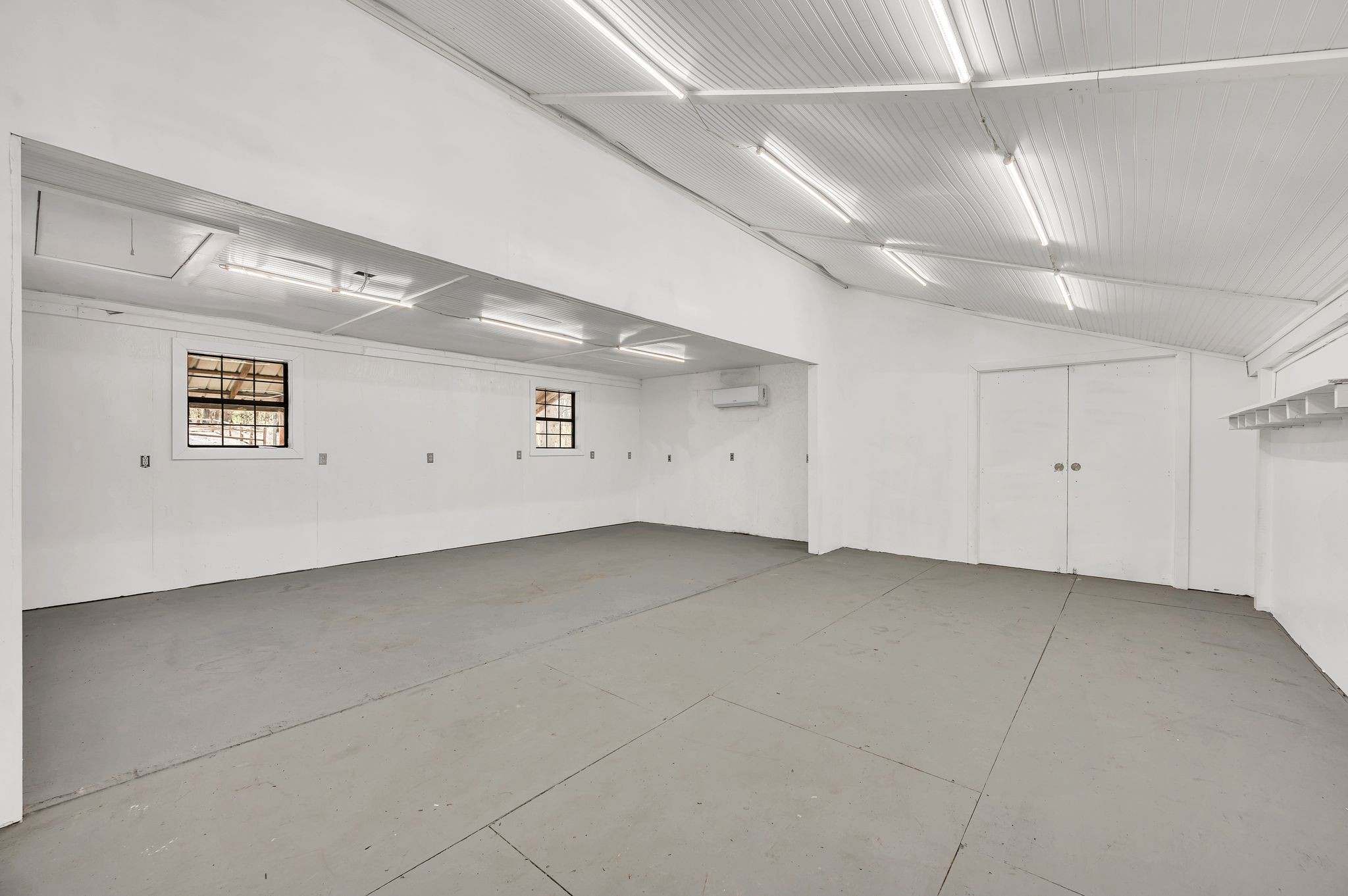 4138 Grays Point Rd