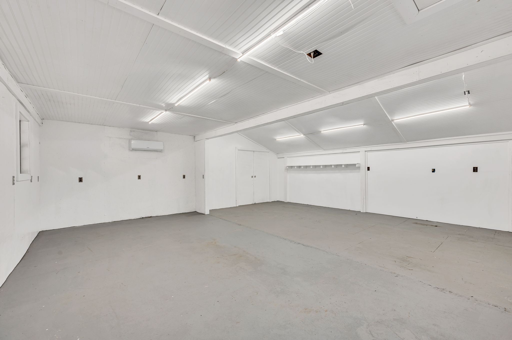 4138 Grays Point Rd