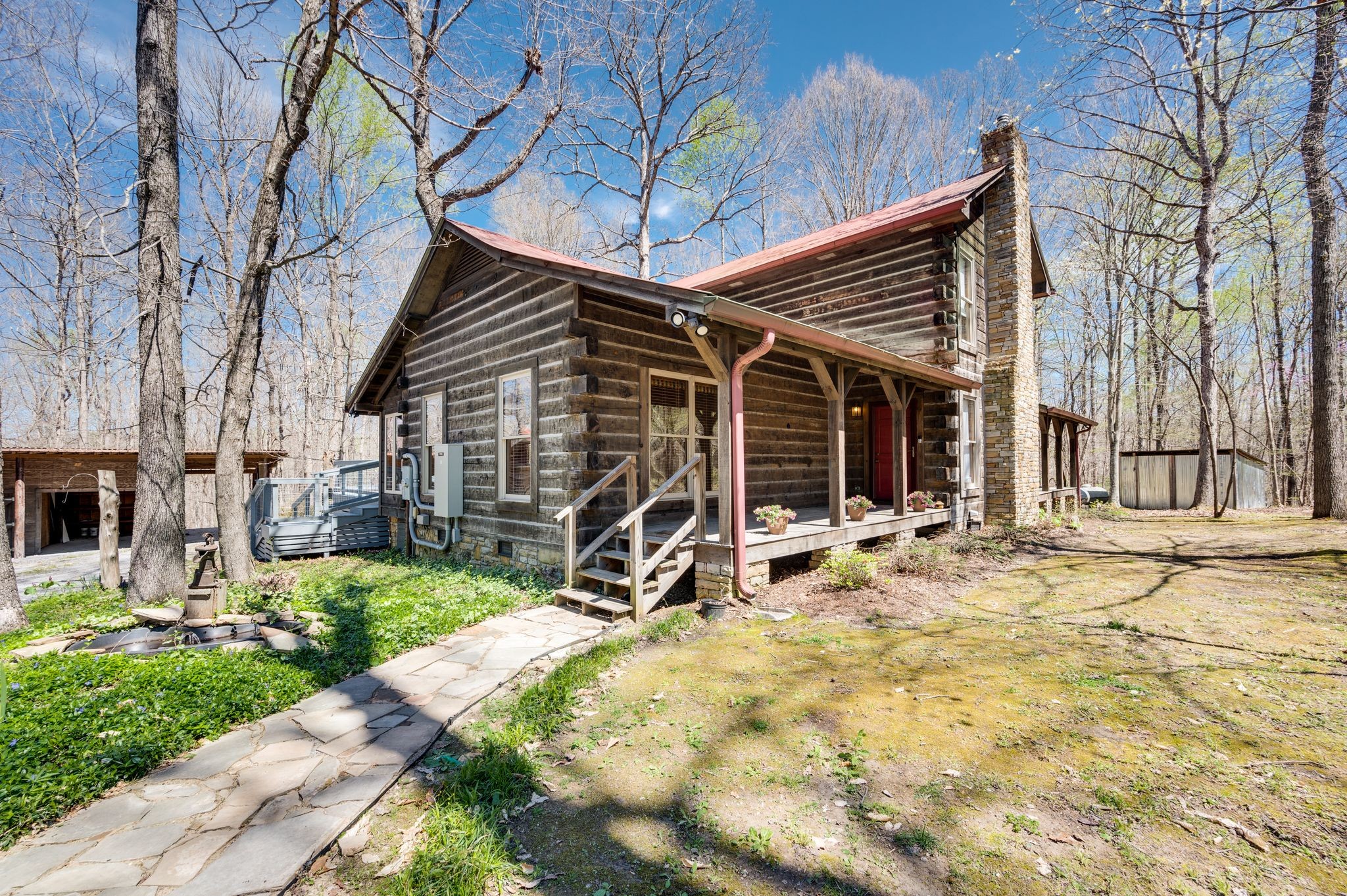 4138 Grays Point Rd