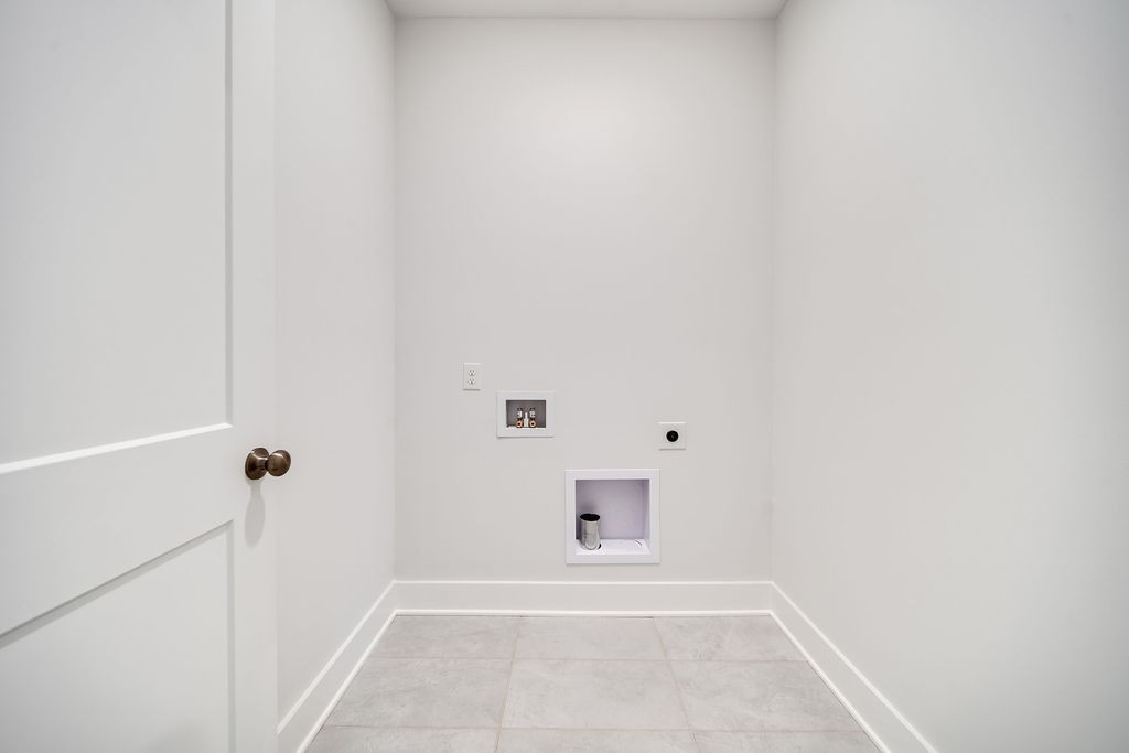 7304 Dutch River Circle