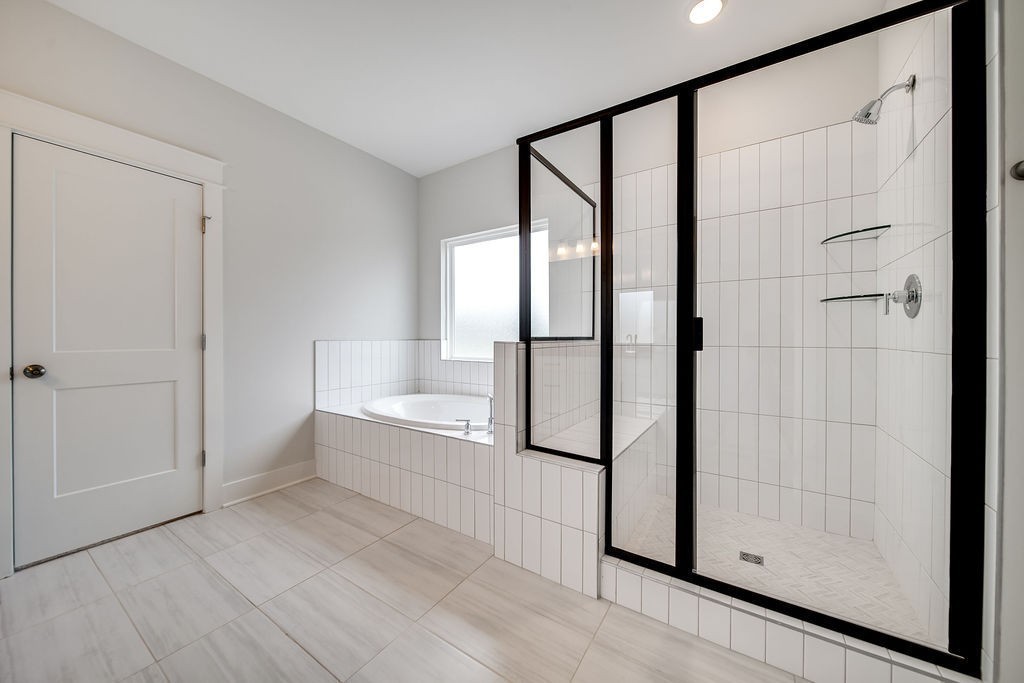 7304 Dutch River Circle