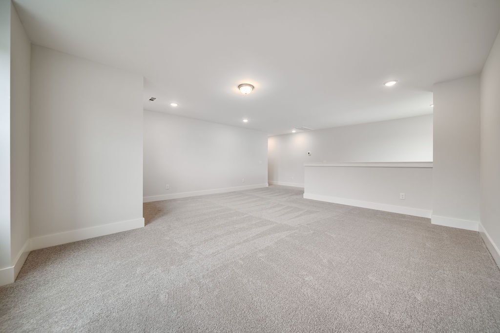 7304 Dutch River Circle