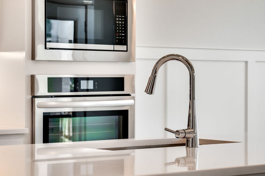 7304 Dutch River Circle