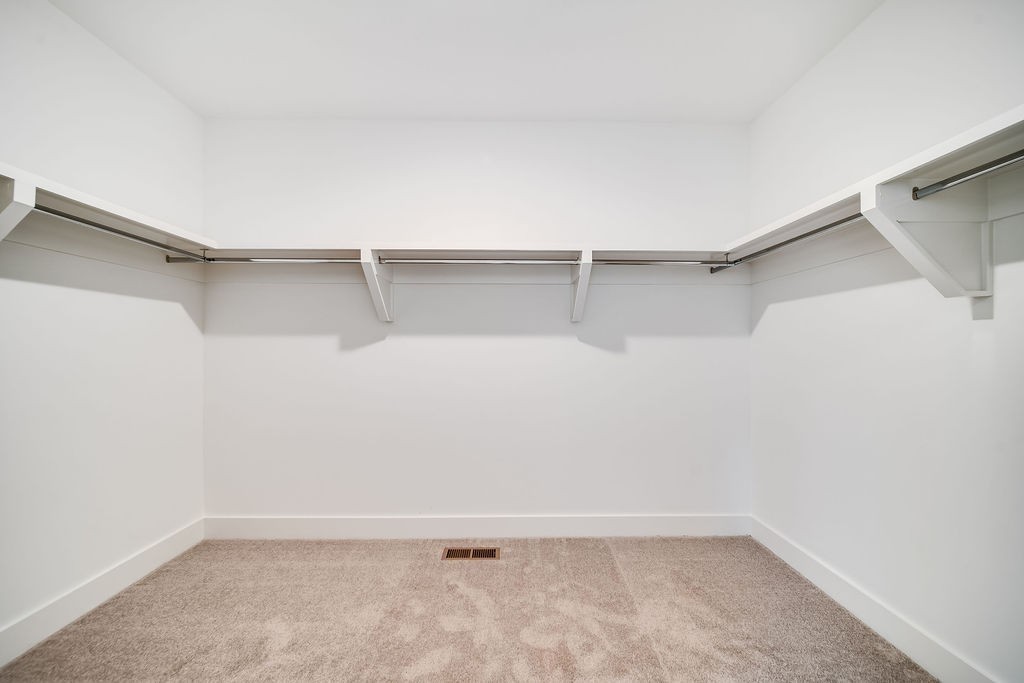 7304 Dutch River Circle