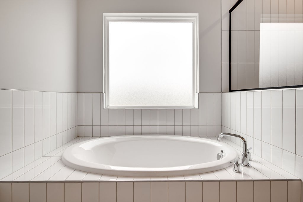 7304 Dutch River Circle