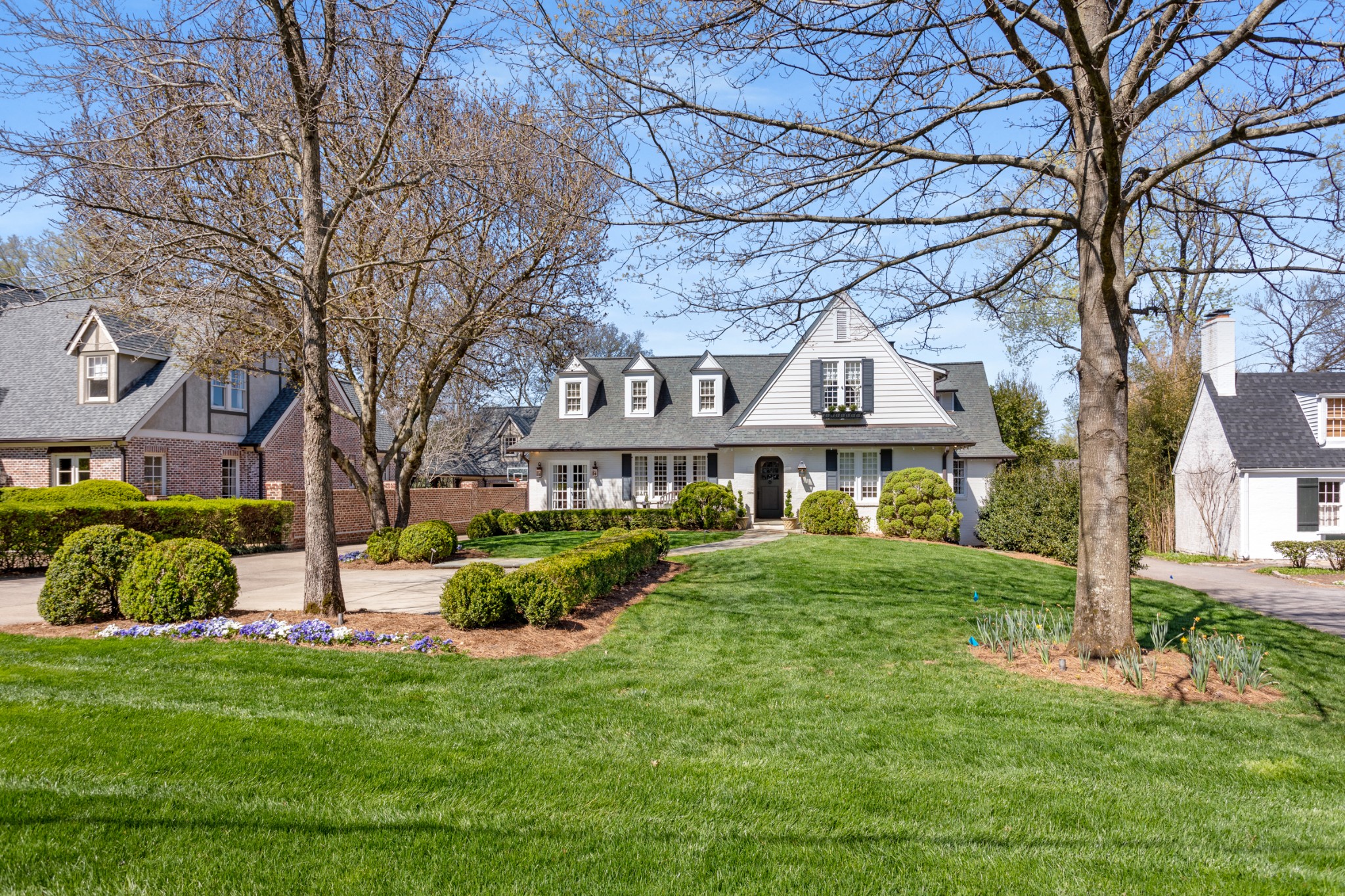 615 Westover Dr