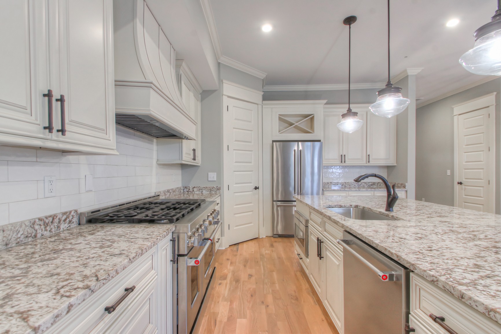 105 Lafayette Ct Unit: D