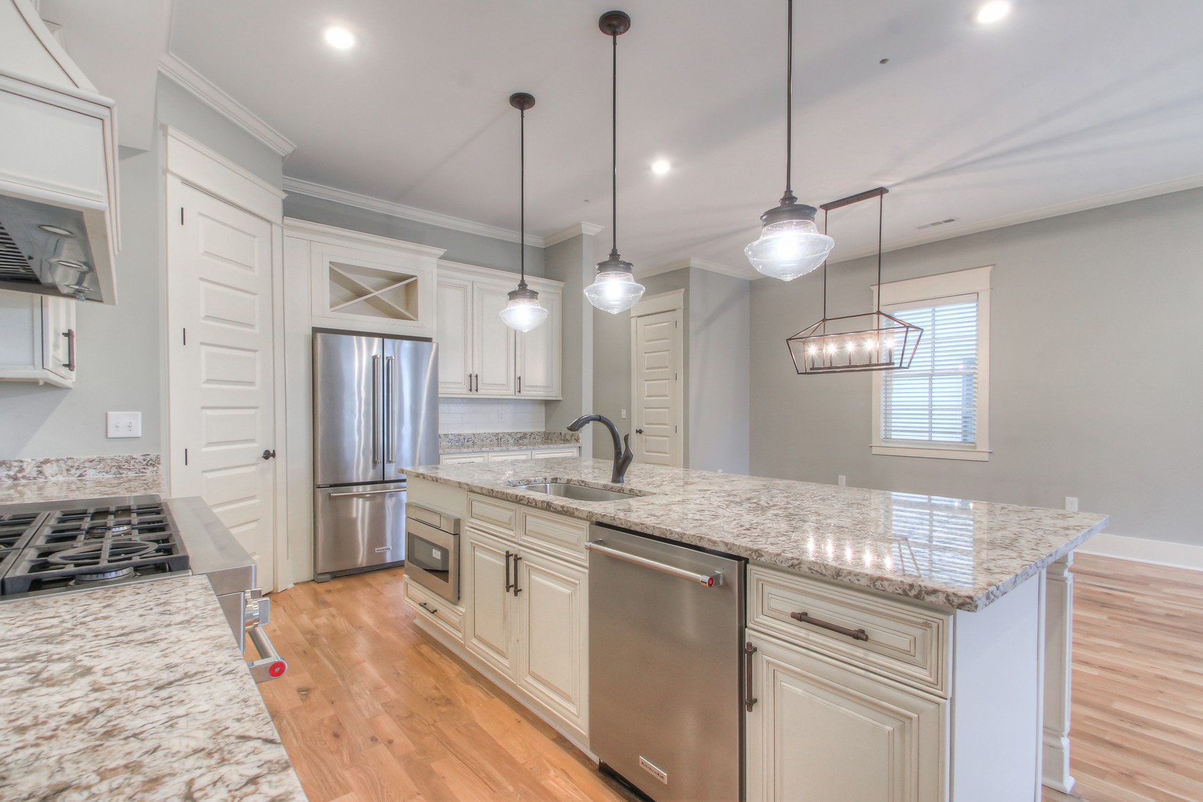 105 Lafayette Ct Unit: D