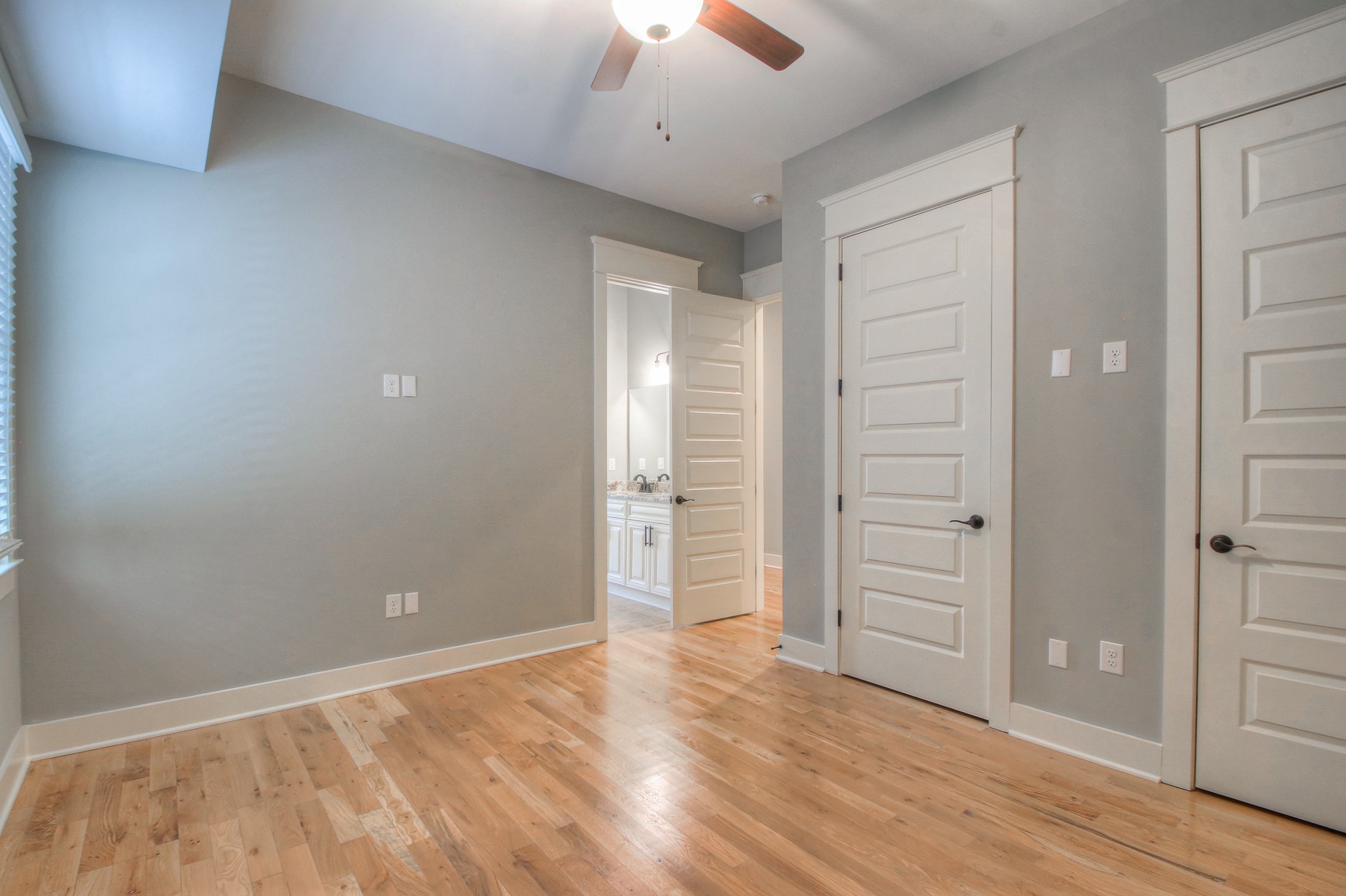 105 Lafayette Ct Unit: D