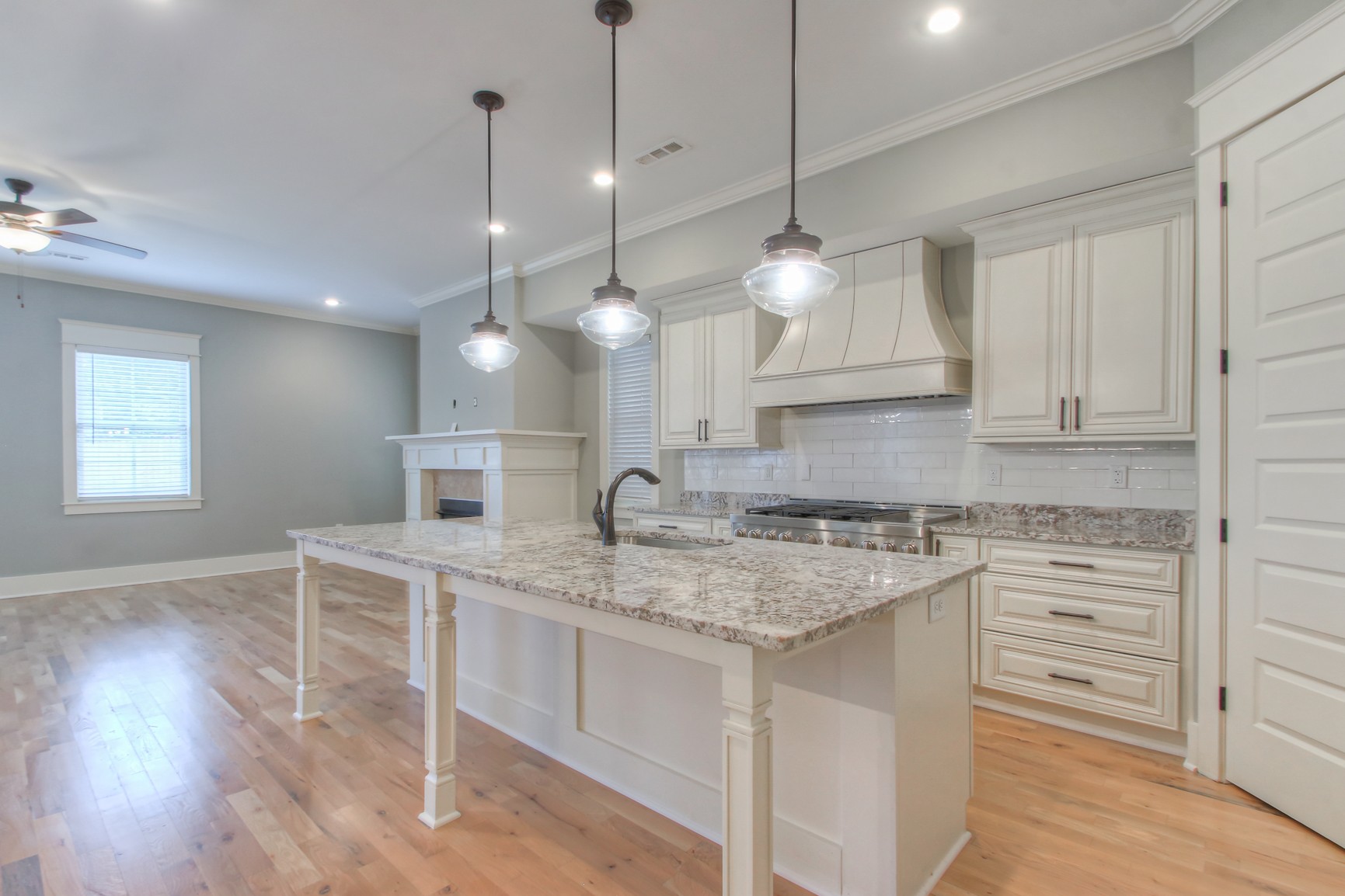 105 Lafayette Ct Unit: D