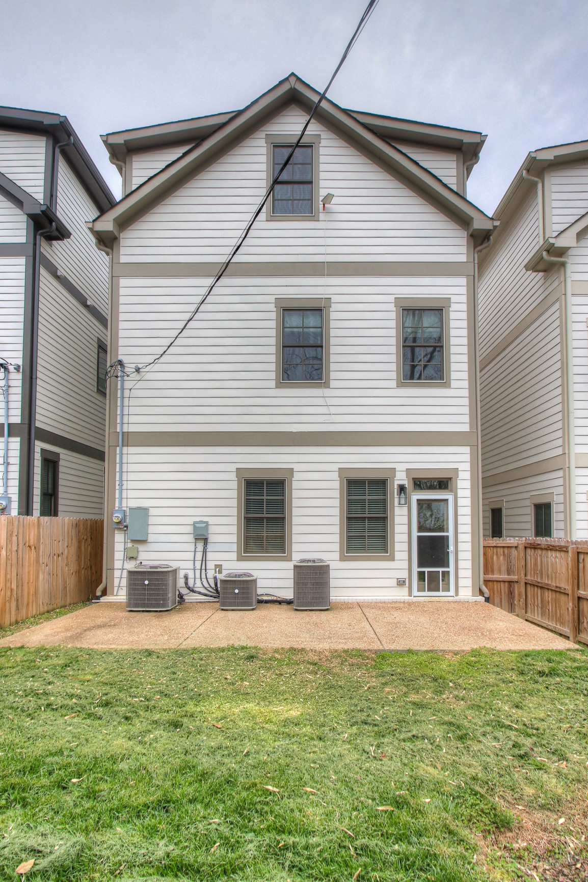 105 Lafayette Ct Unit: D