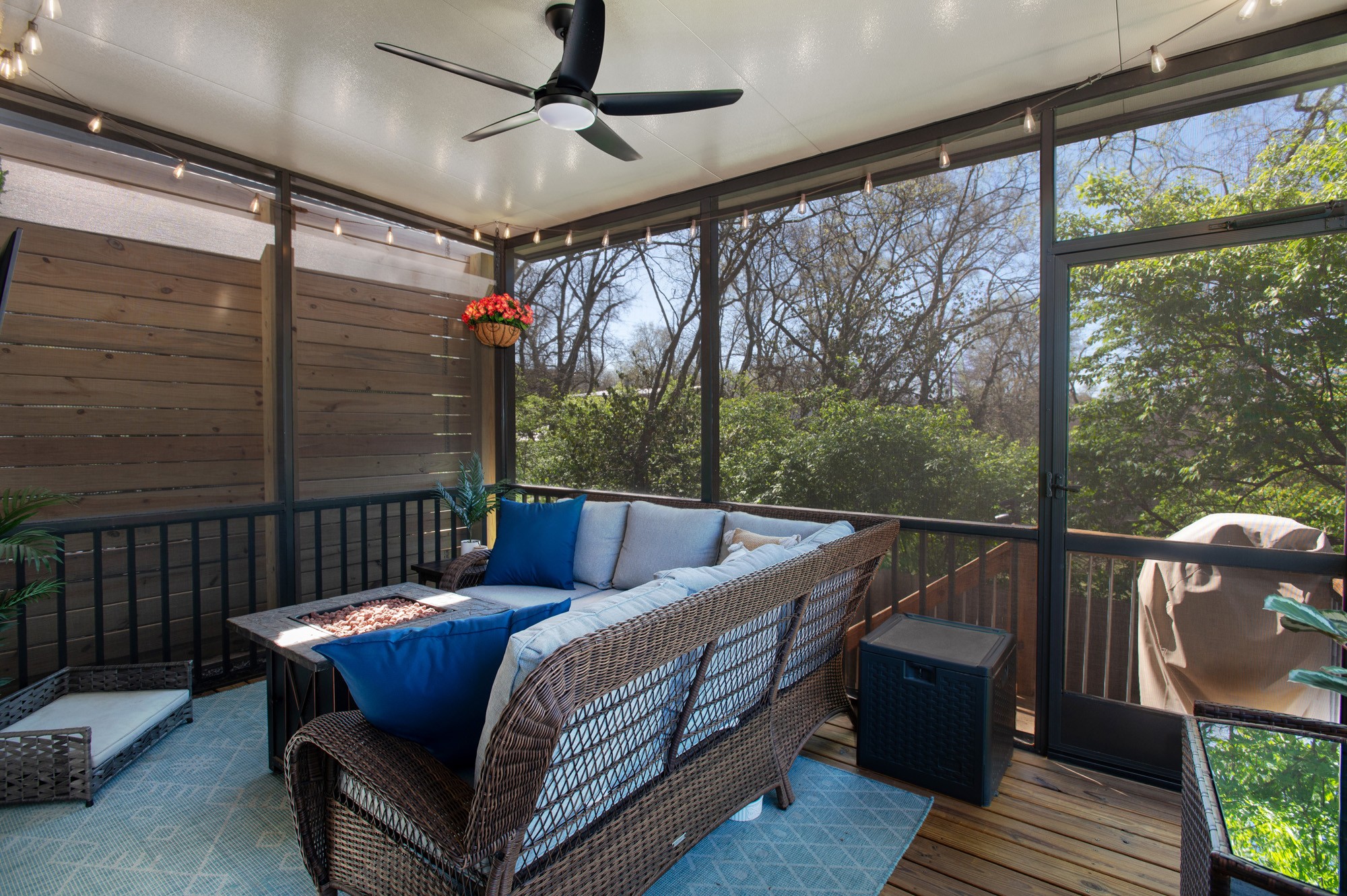 407B Saint Francis Ave