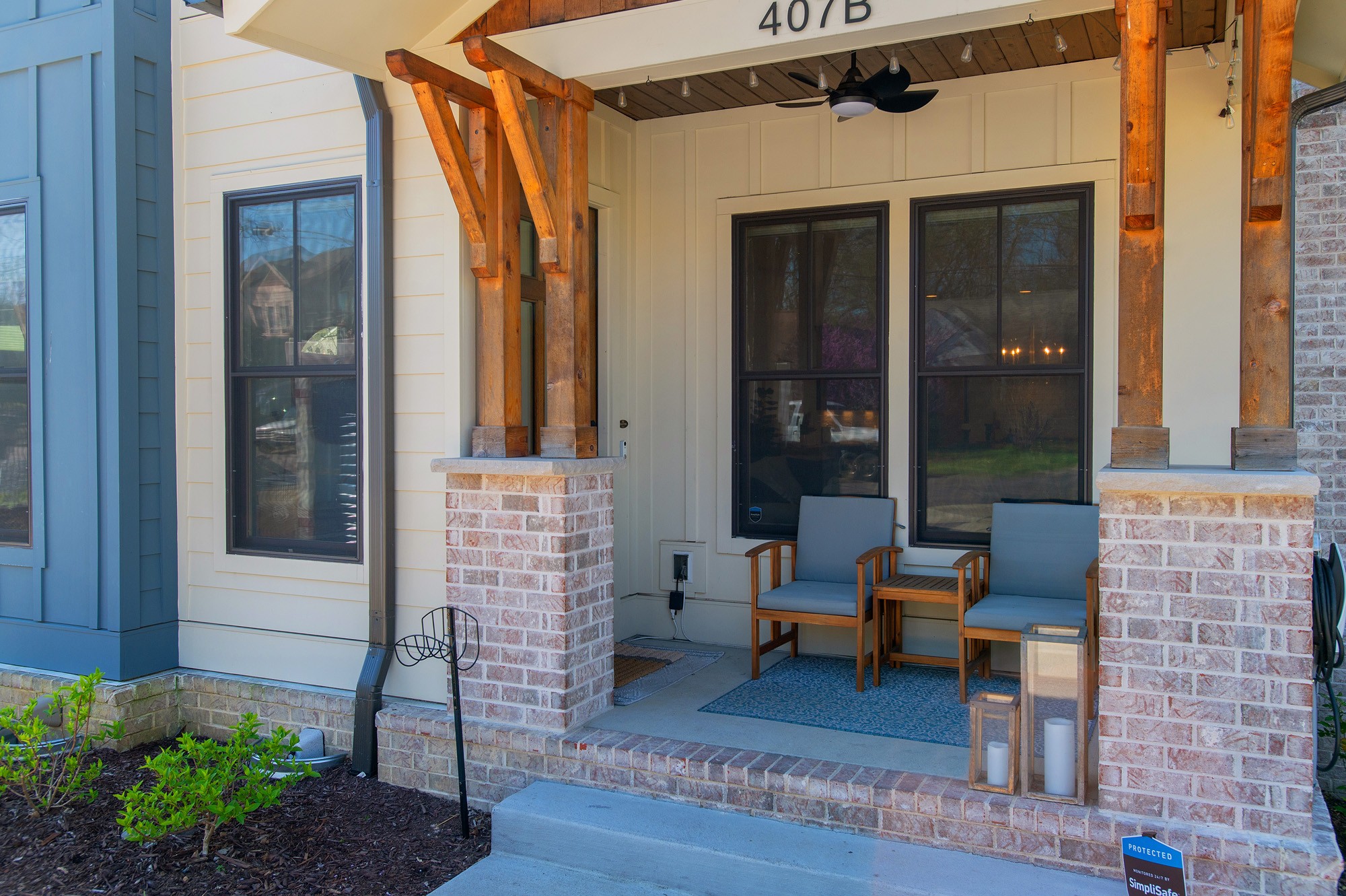 407B Saint Francis Ave