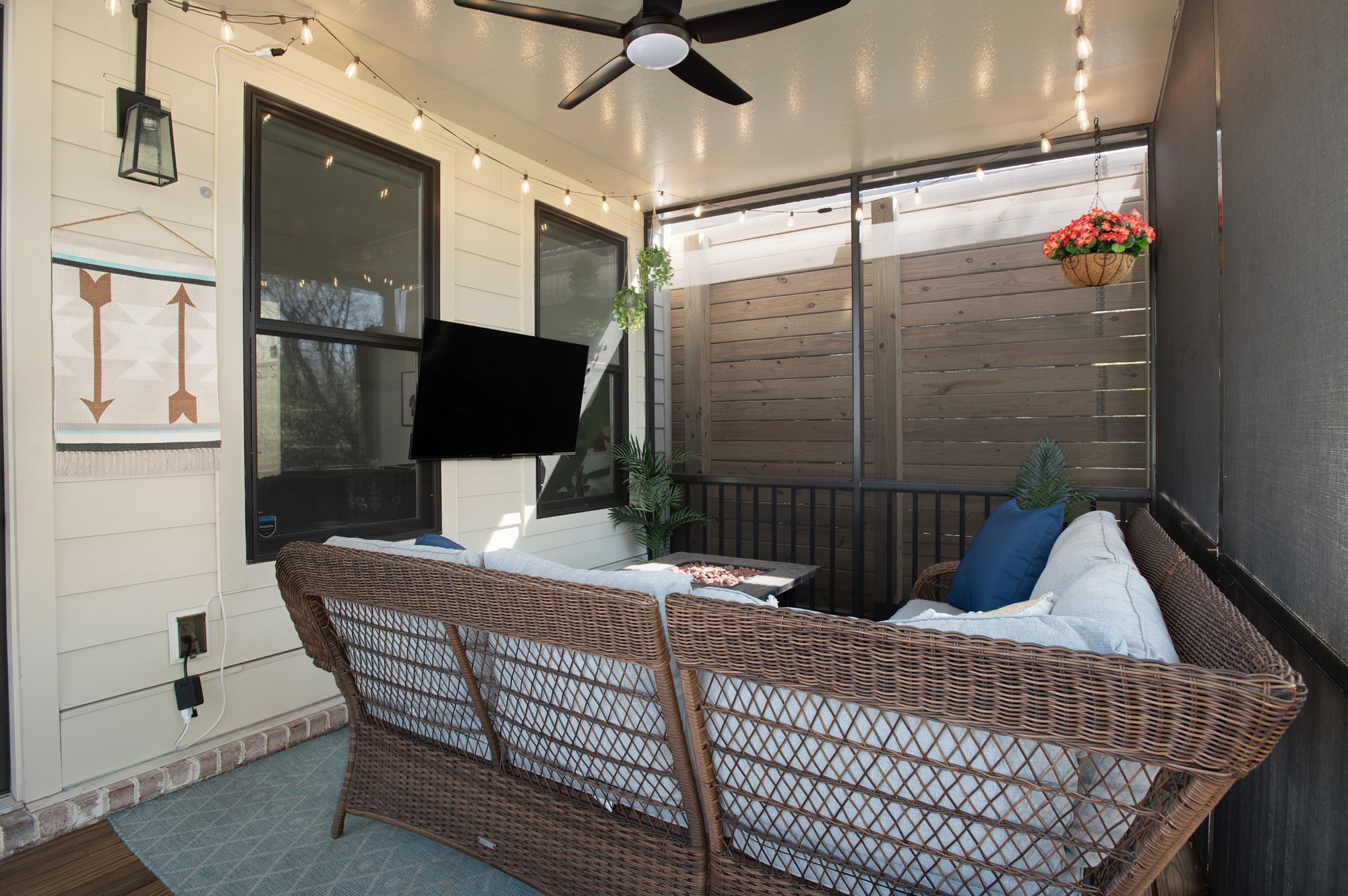 407B Saint Francis Ave