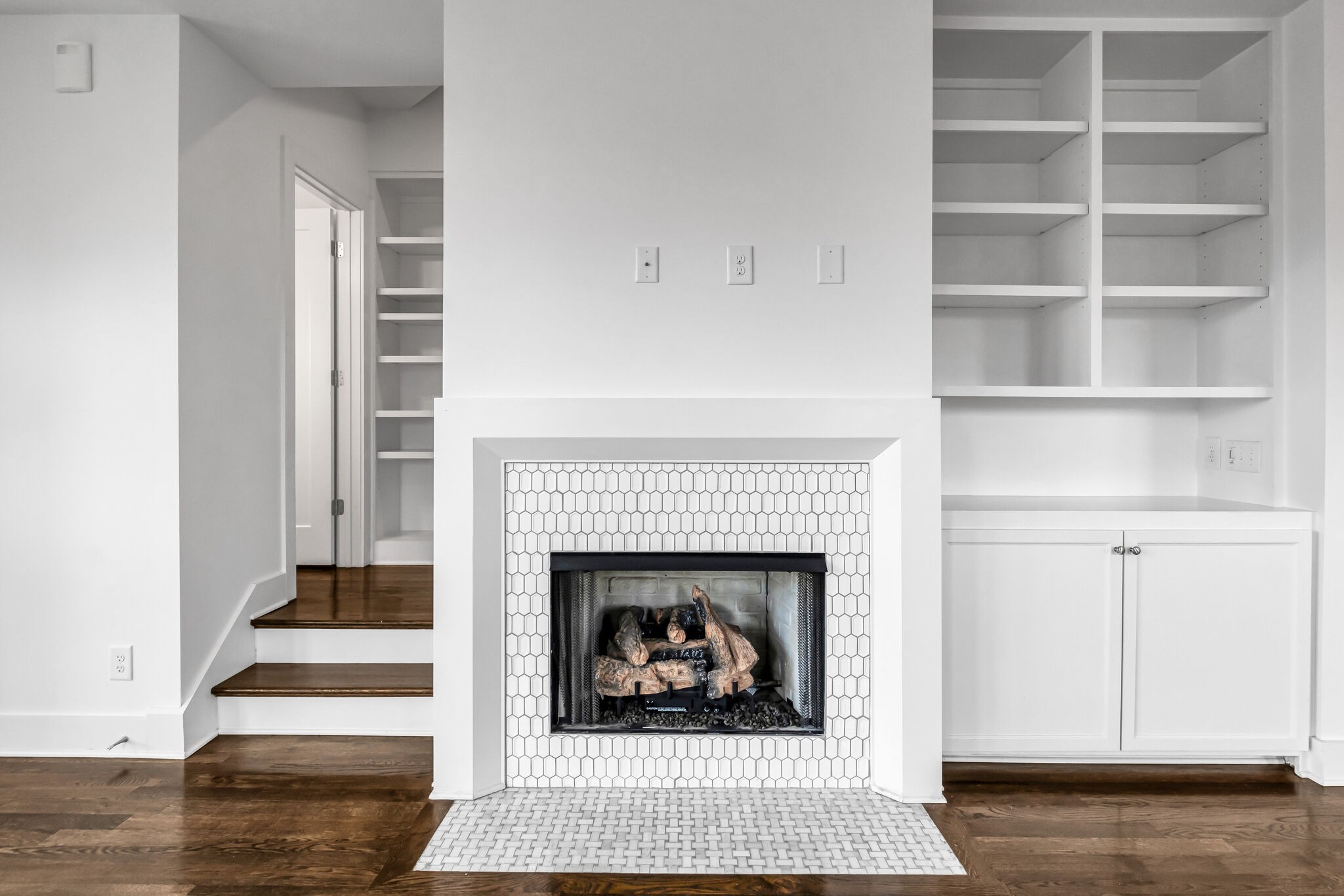 1806 Pearl St