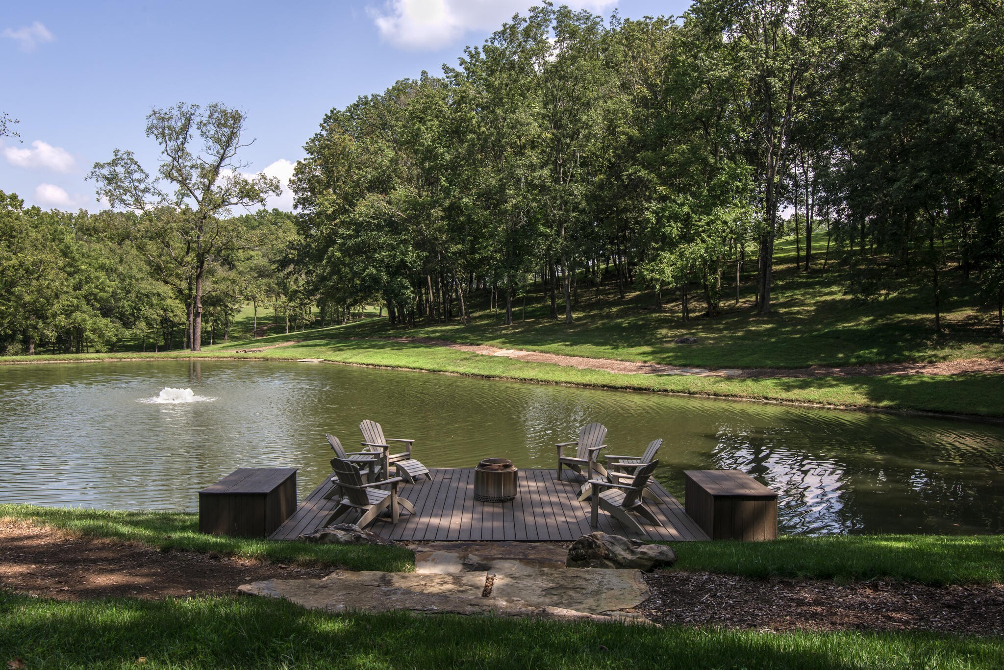 1111 Eller Ln