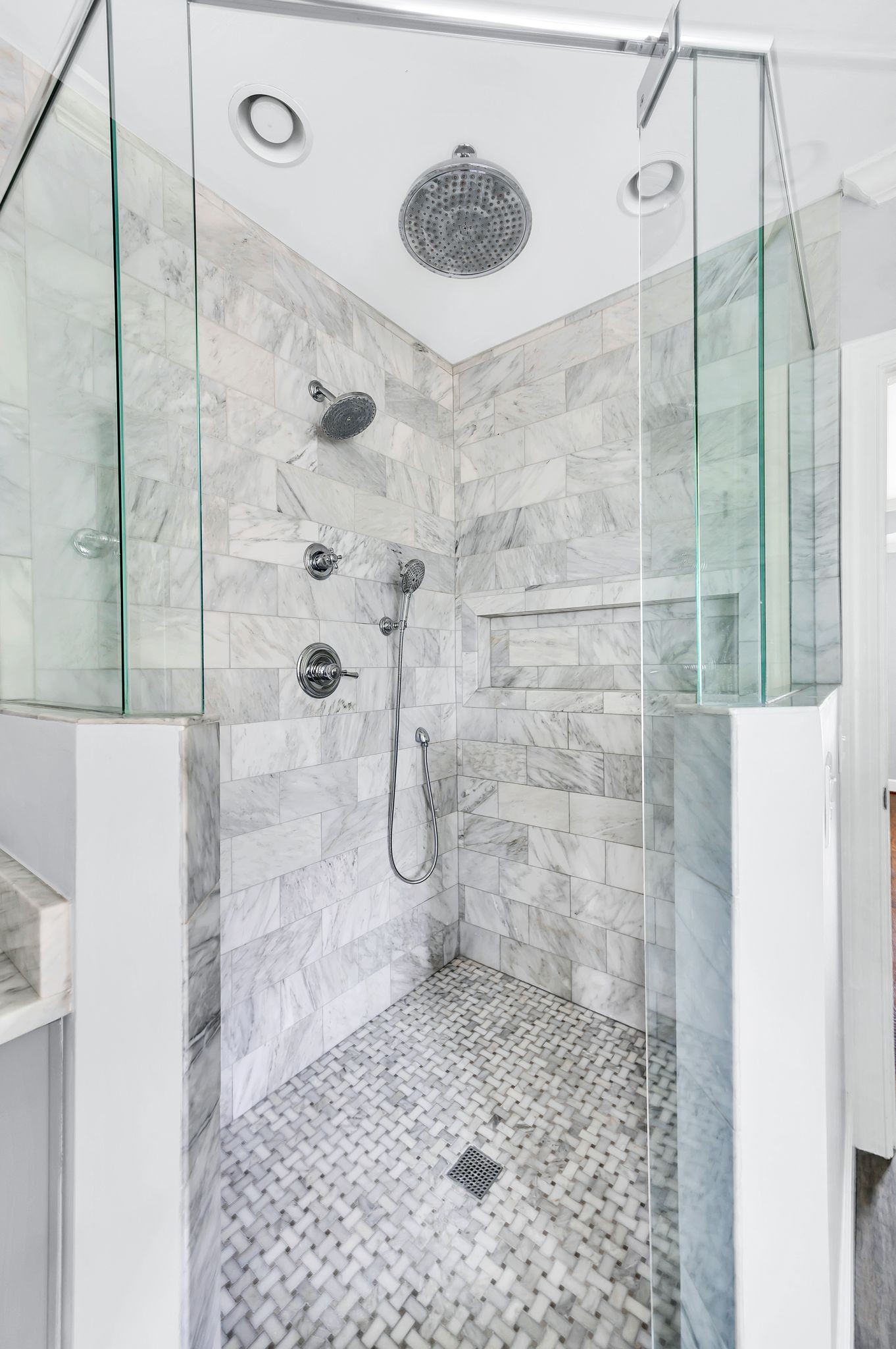 15 Innisbrook Ln