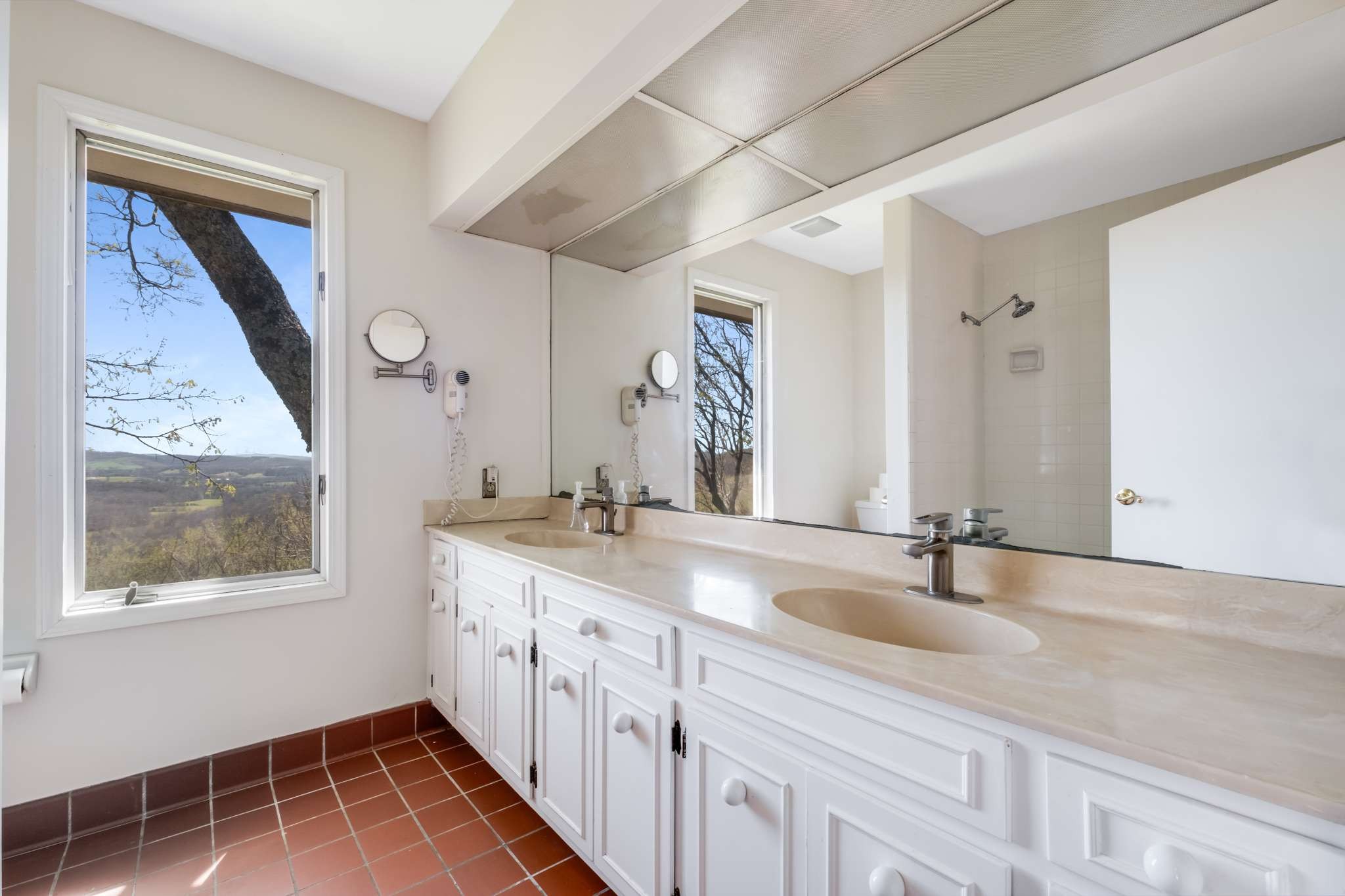 1841 Burke Hollow Rd