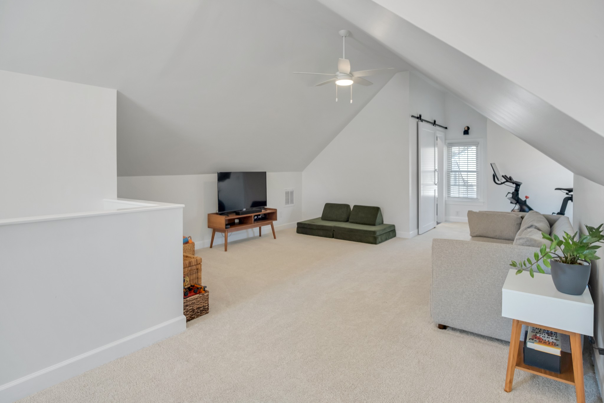 1308 Plymouth Ave