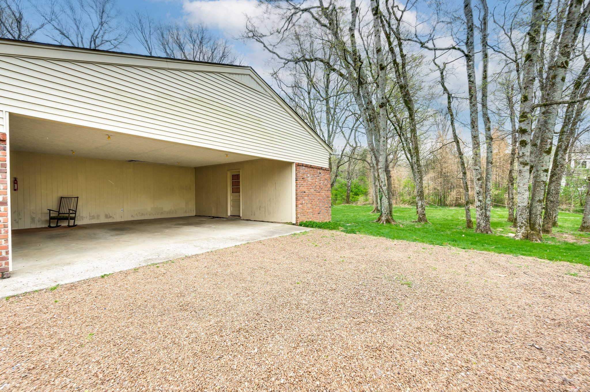 6028 Gardendale Dr