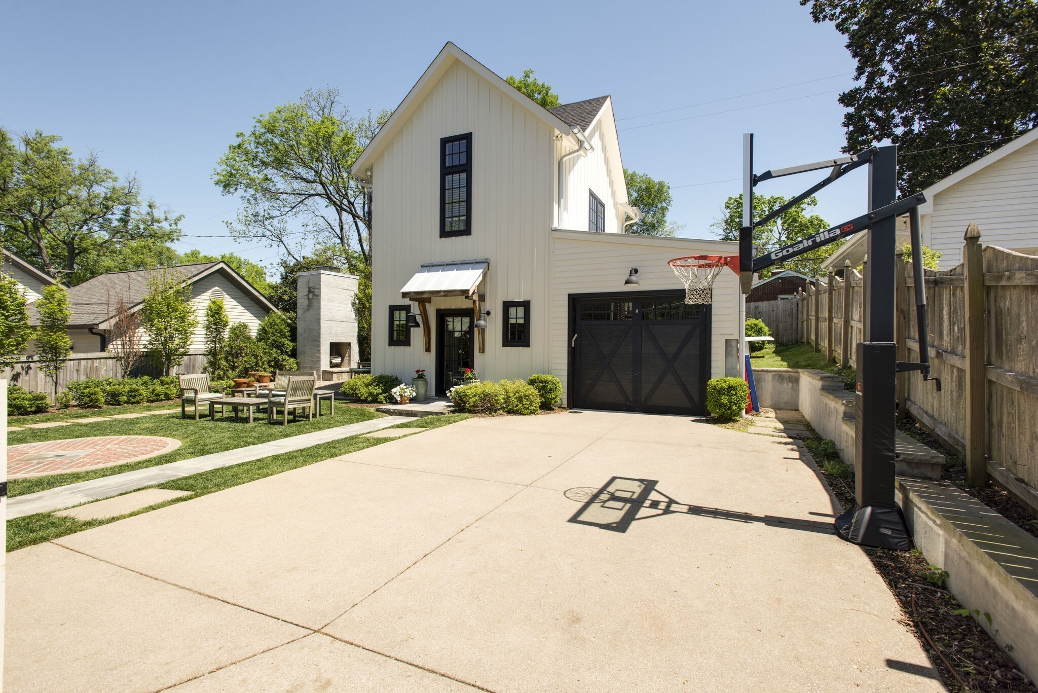 112 Mockingbird Rd