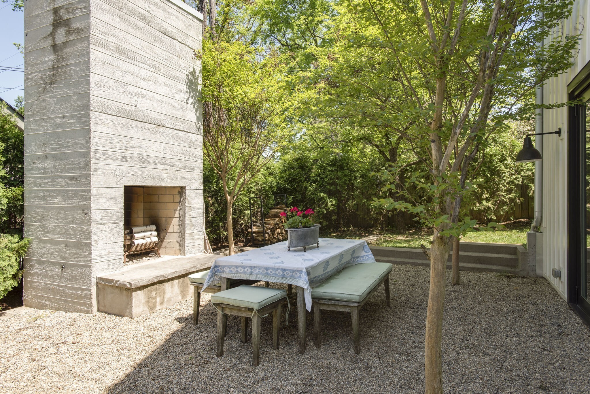 112 Mockingbird Rd