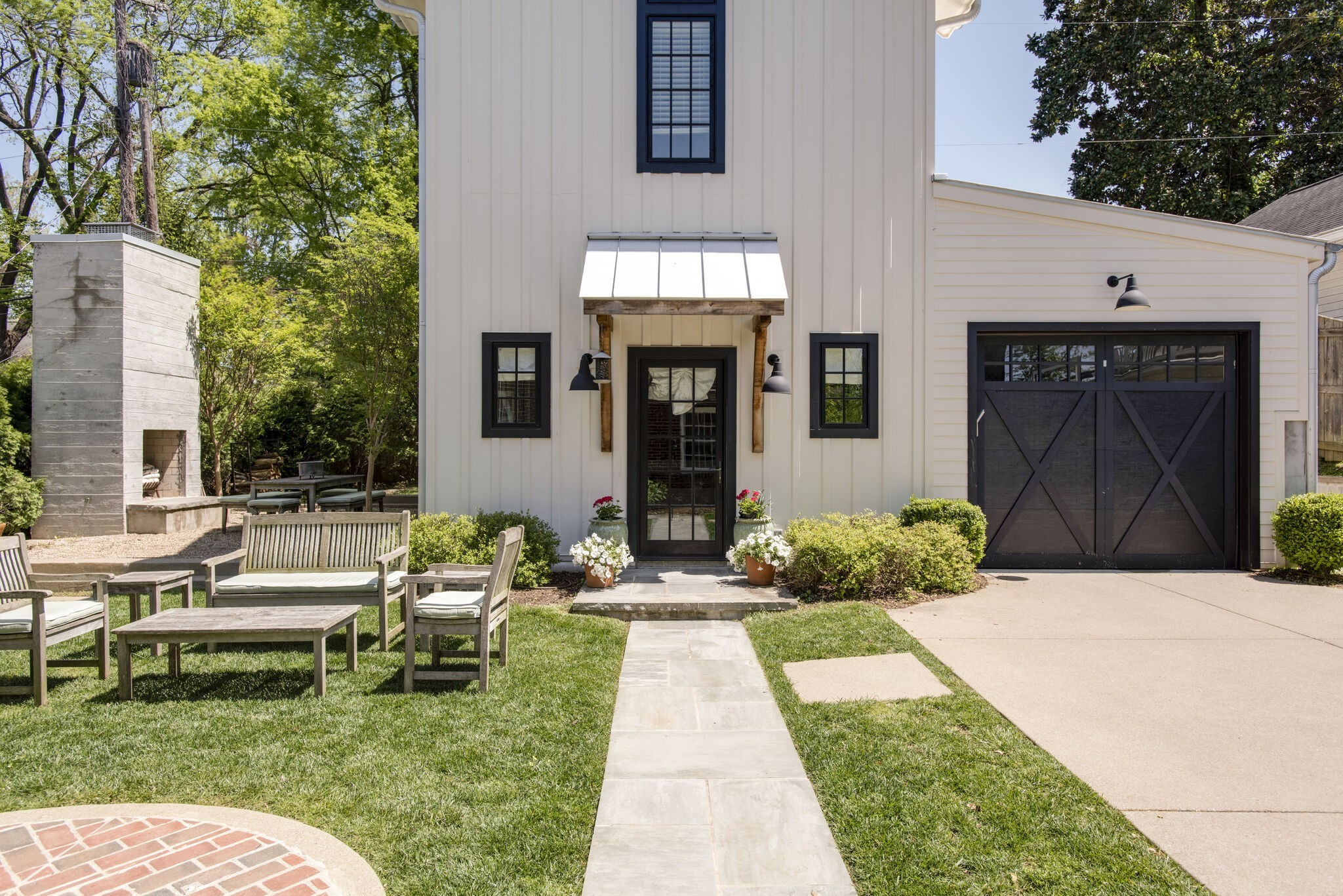 112 Mockingbird Rd