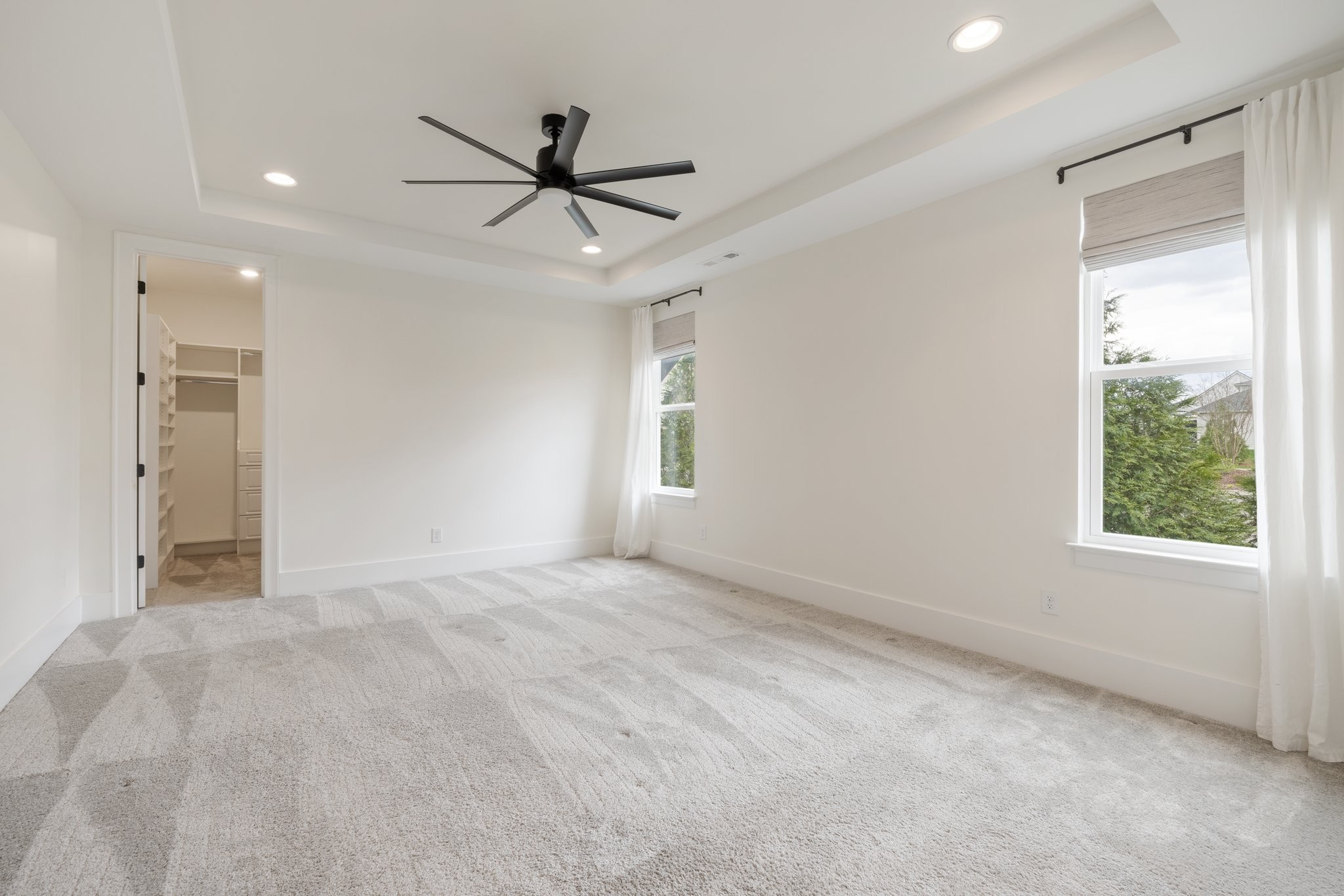 7592 Delancey Dr