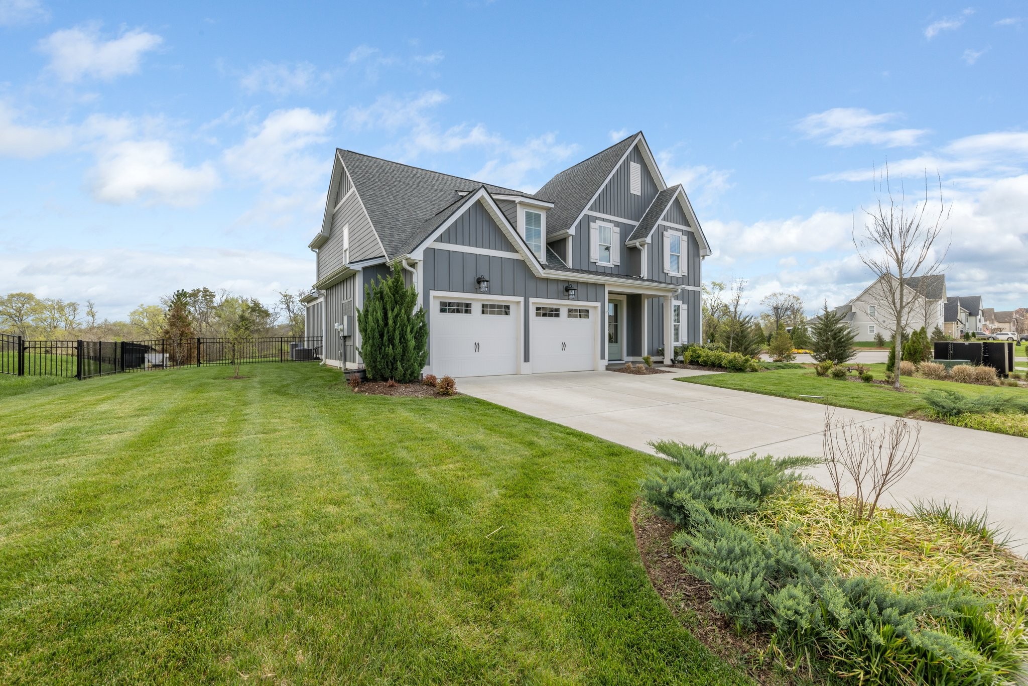 7592 Delancey Dr