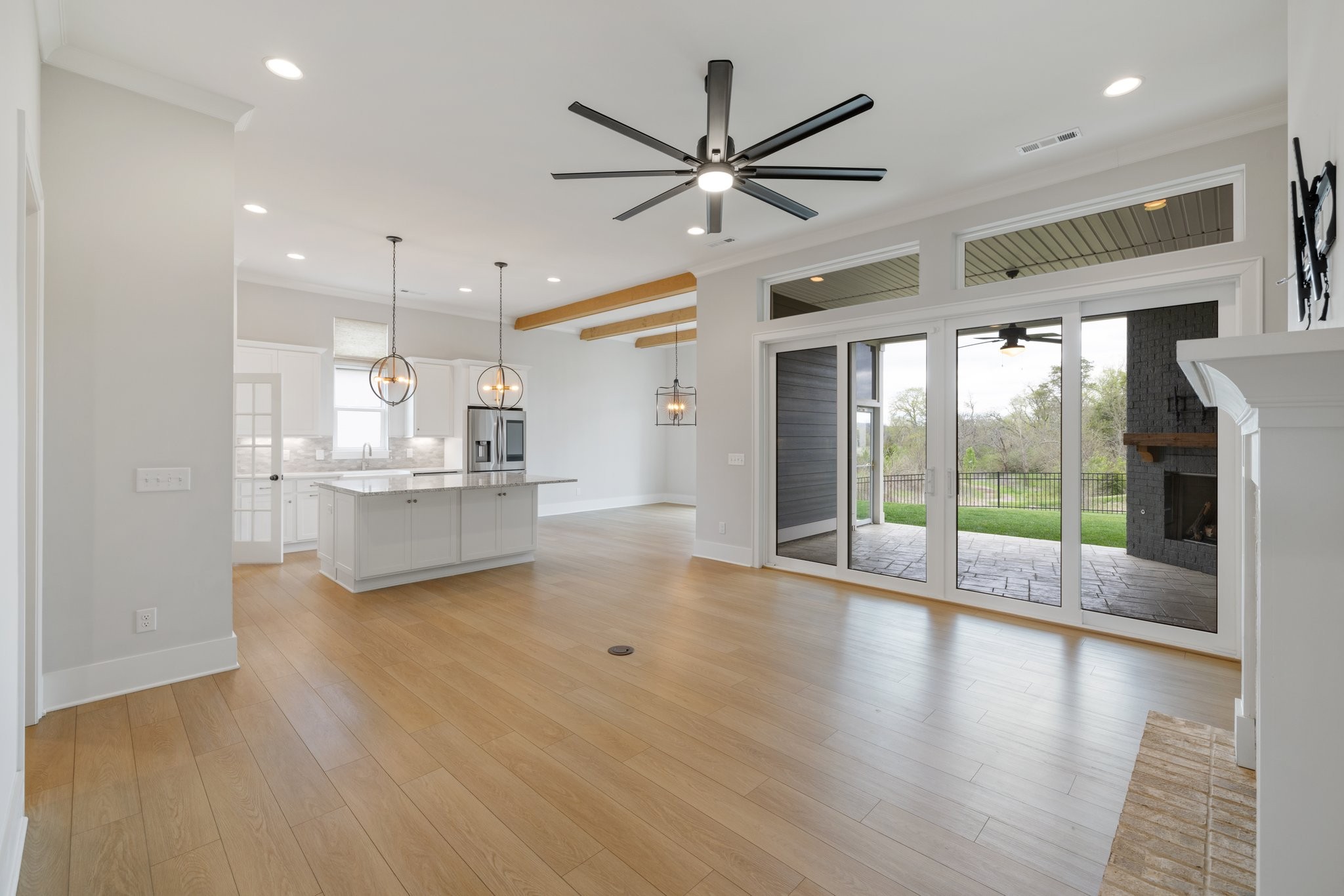 7592 Delancey Dr