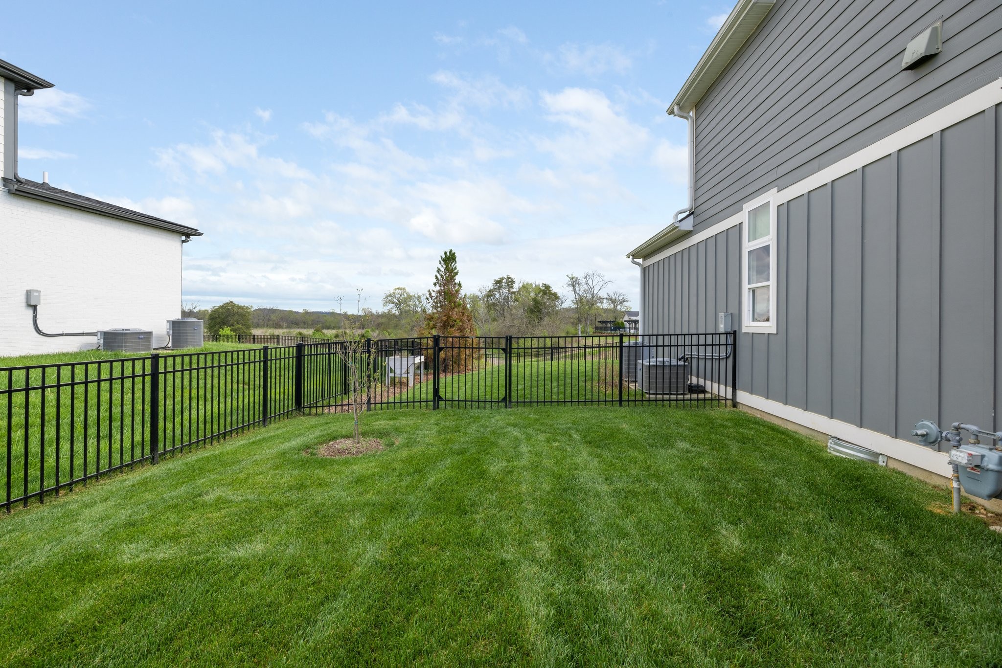 7592 Delancey Dr