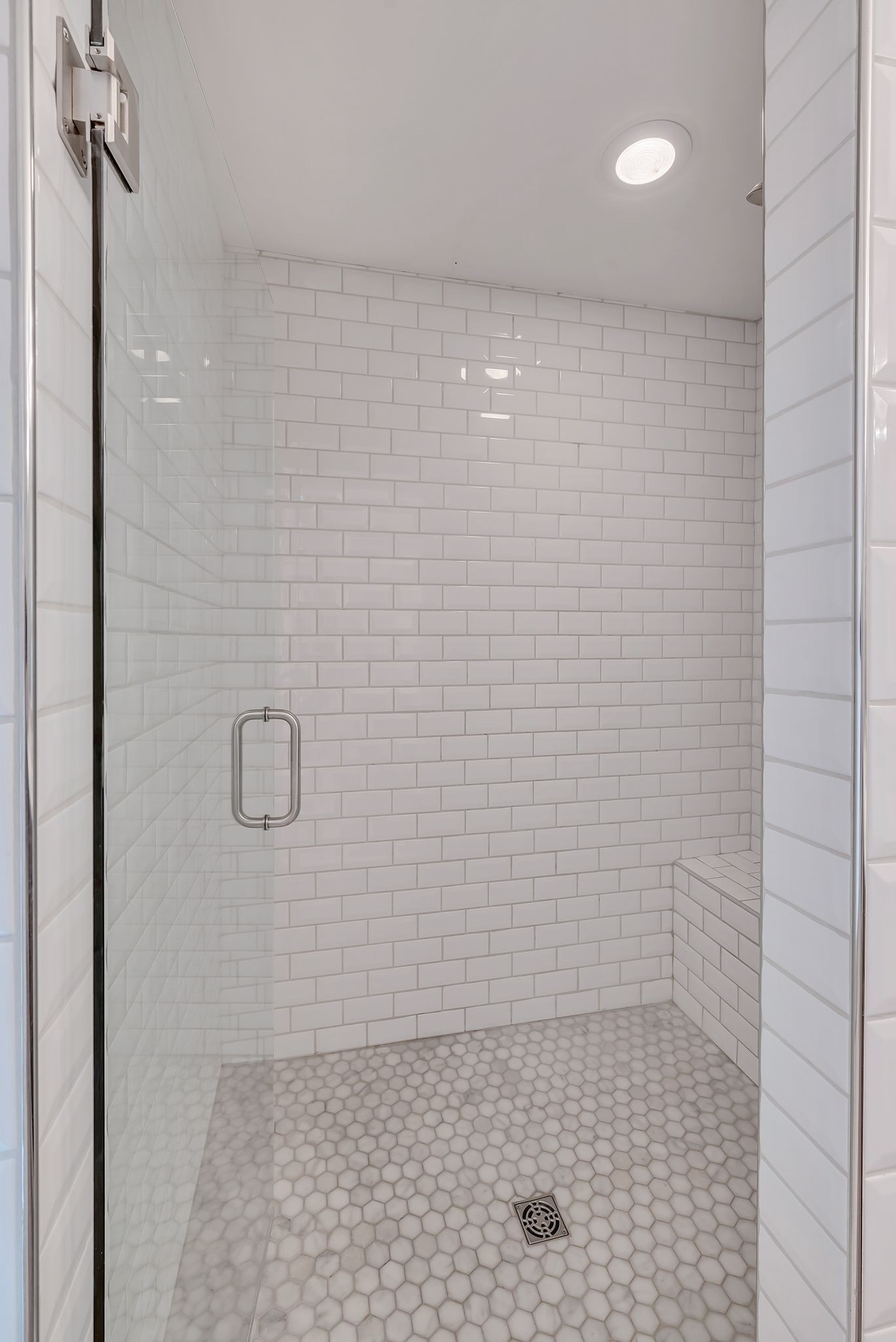 1614 Lillian St