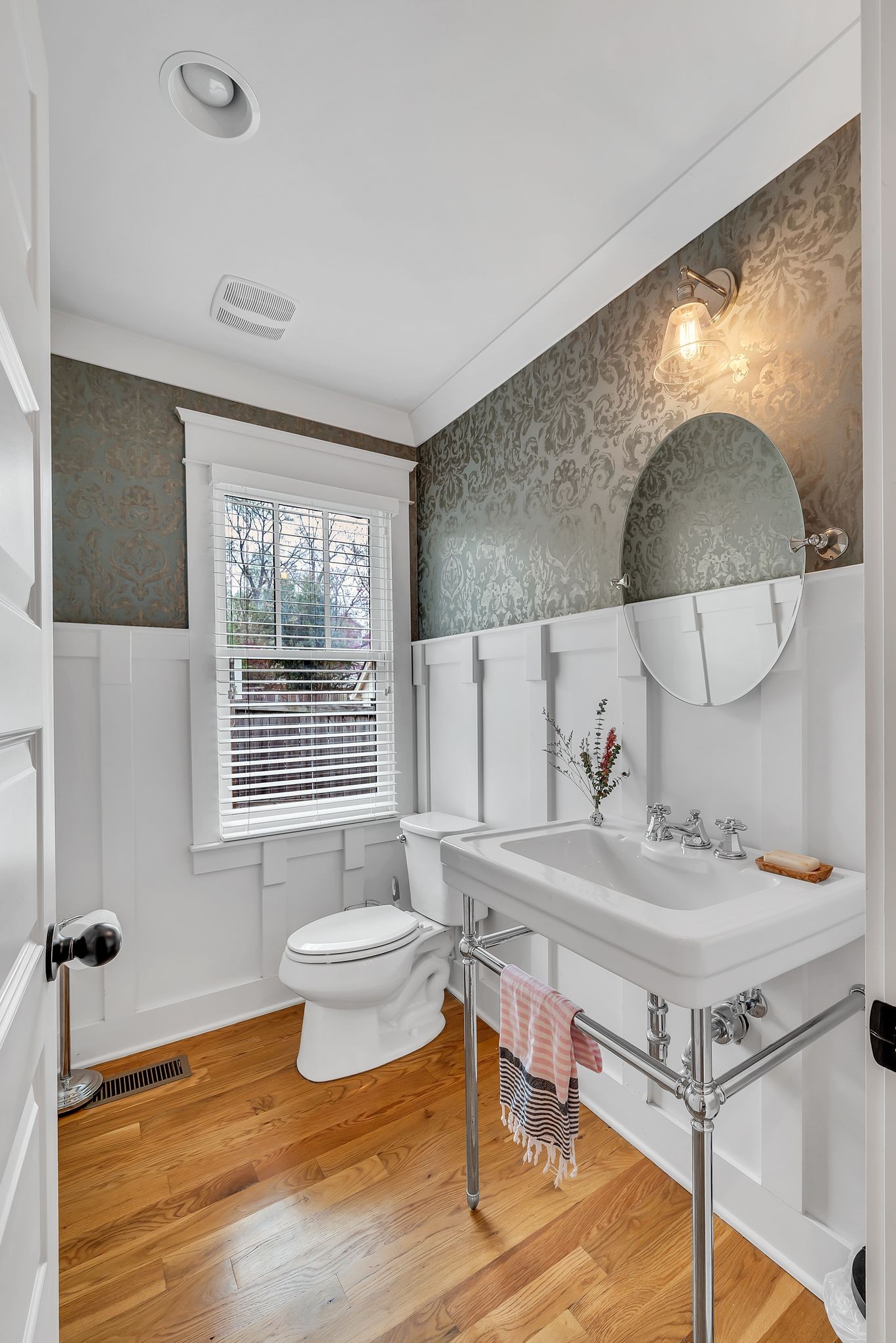 1614 Lillian St