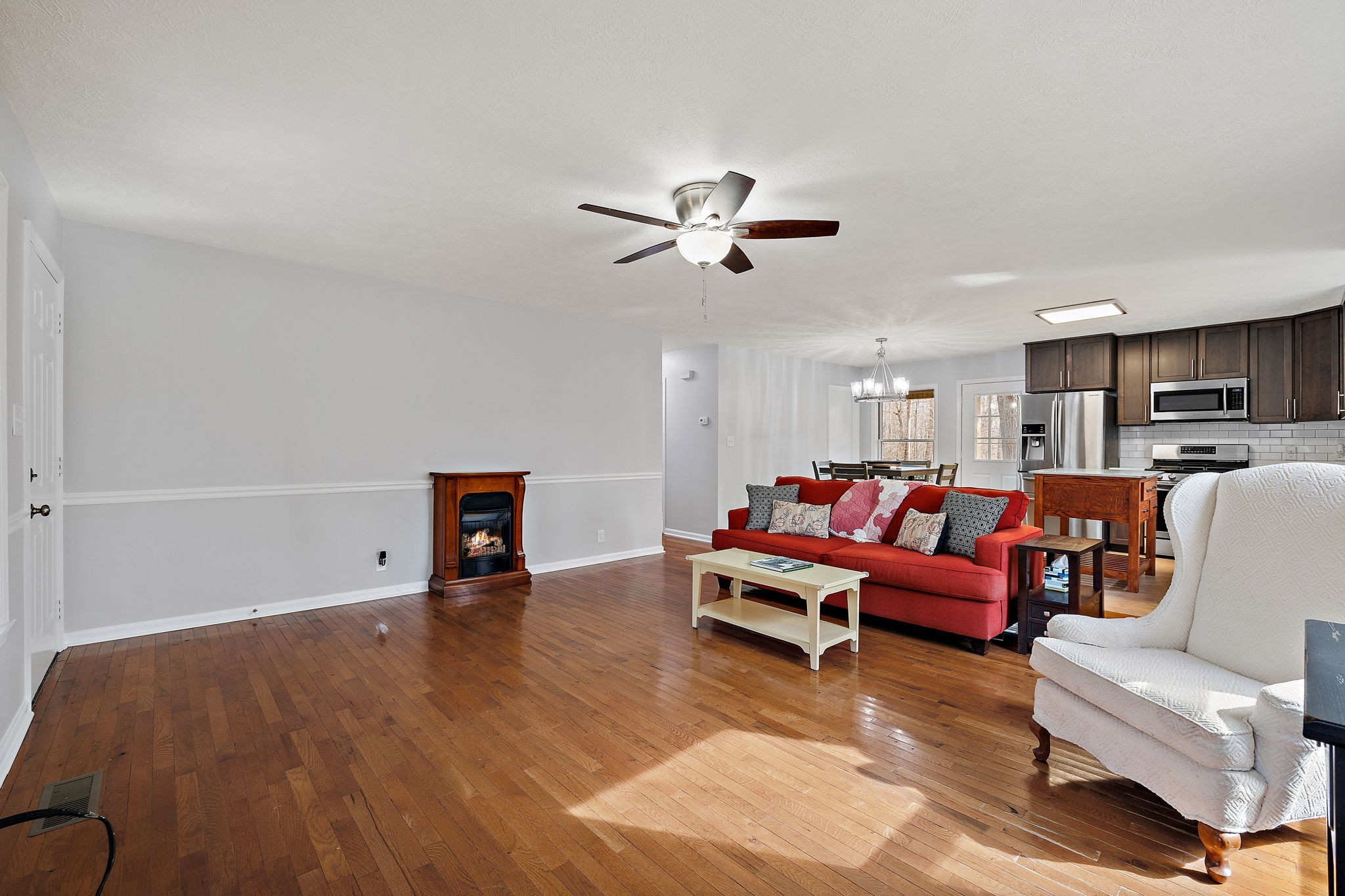 198 Thompson Cemetery Rd