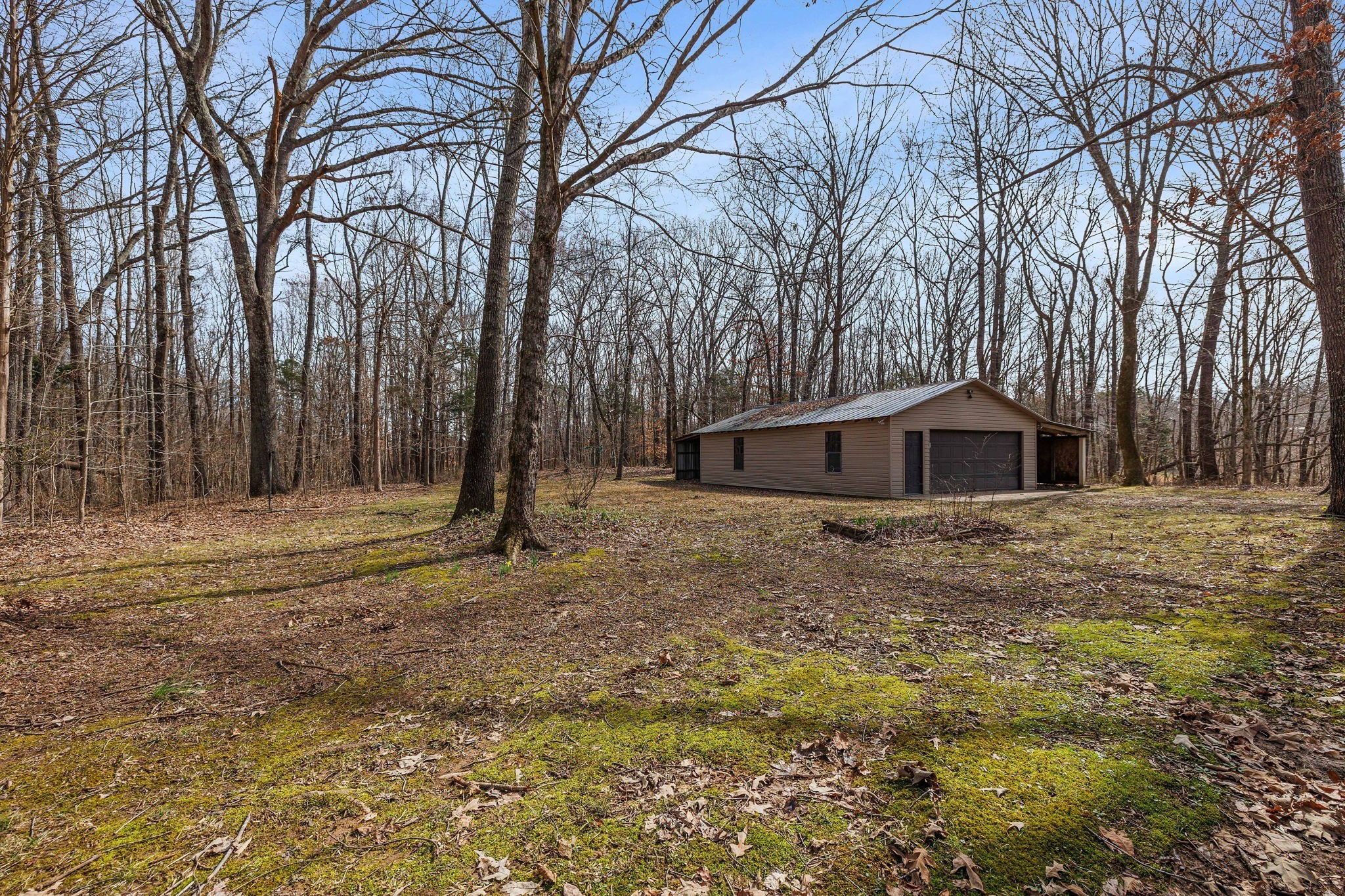 198 Thompson Cemetery Rd