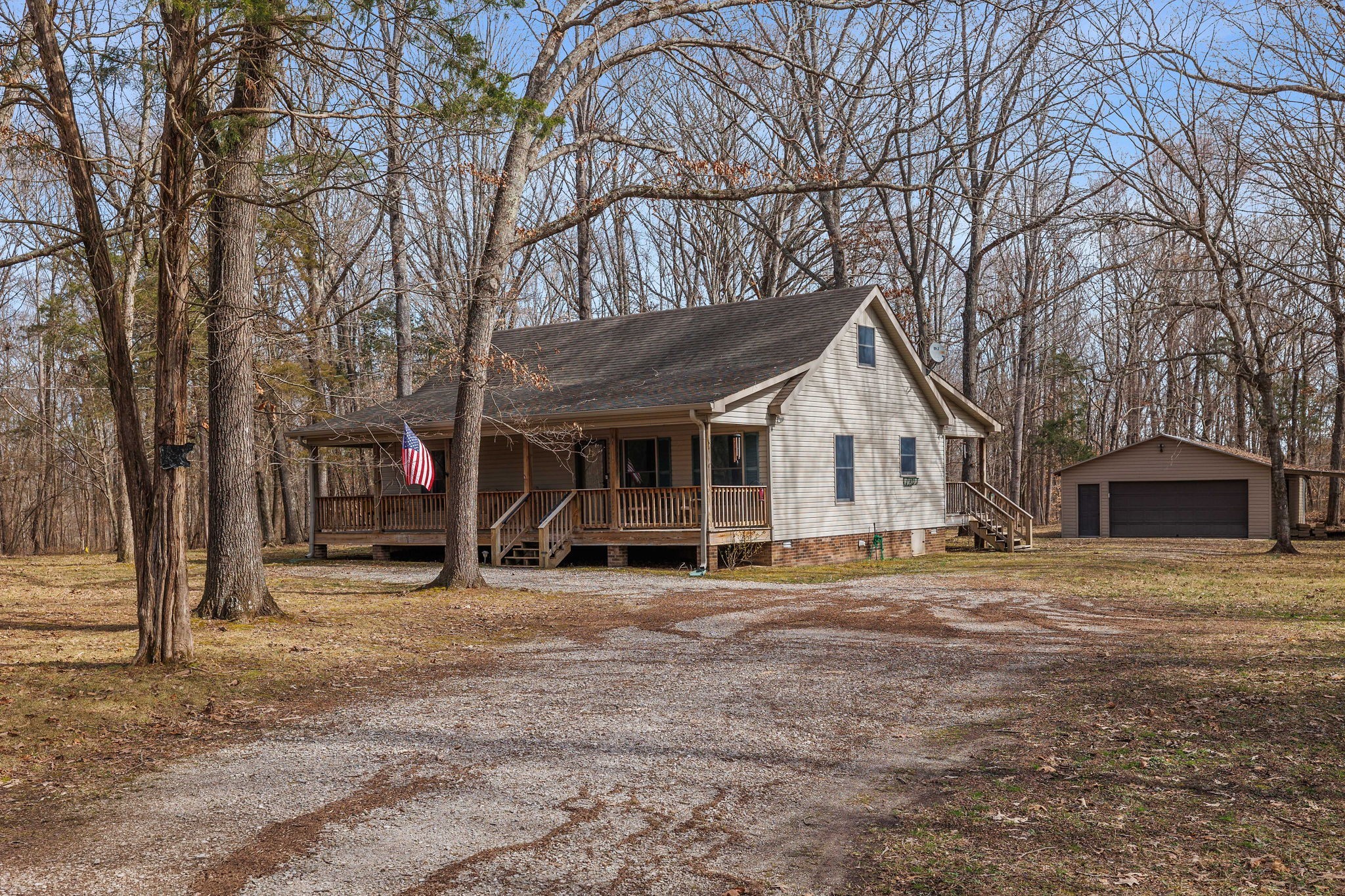 198 Thompson Cemetery Rd